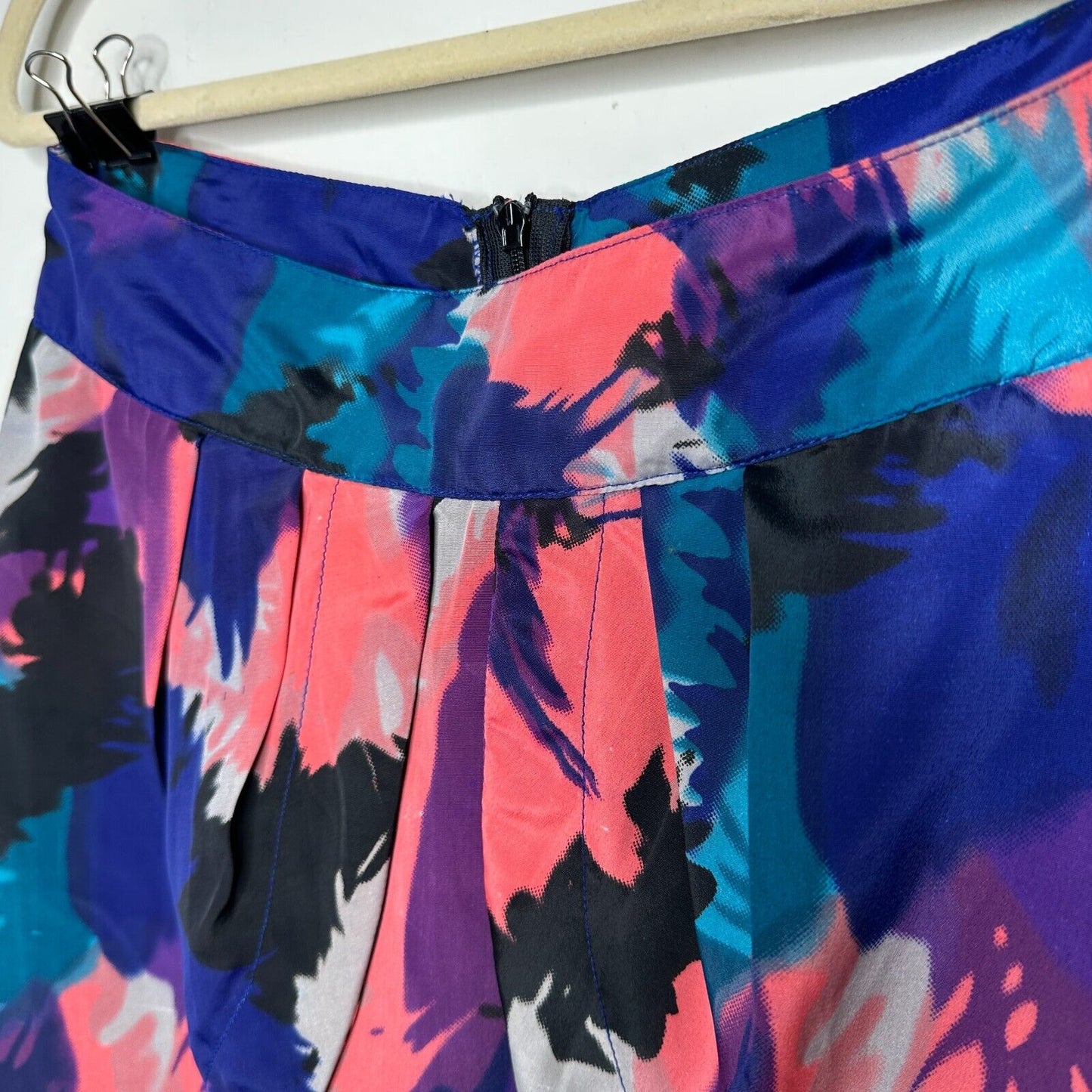 Delicia Satin Purple Pink Blue Geometric Light Side Tulip Zip Back Skirt S