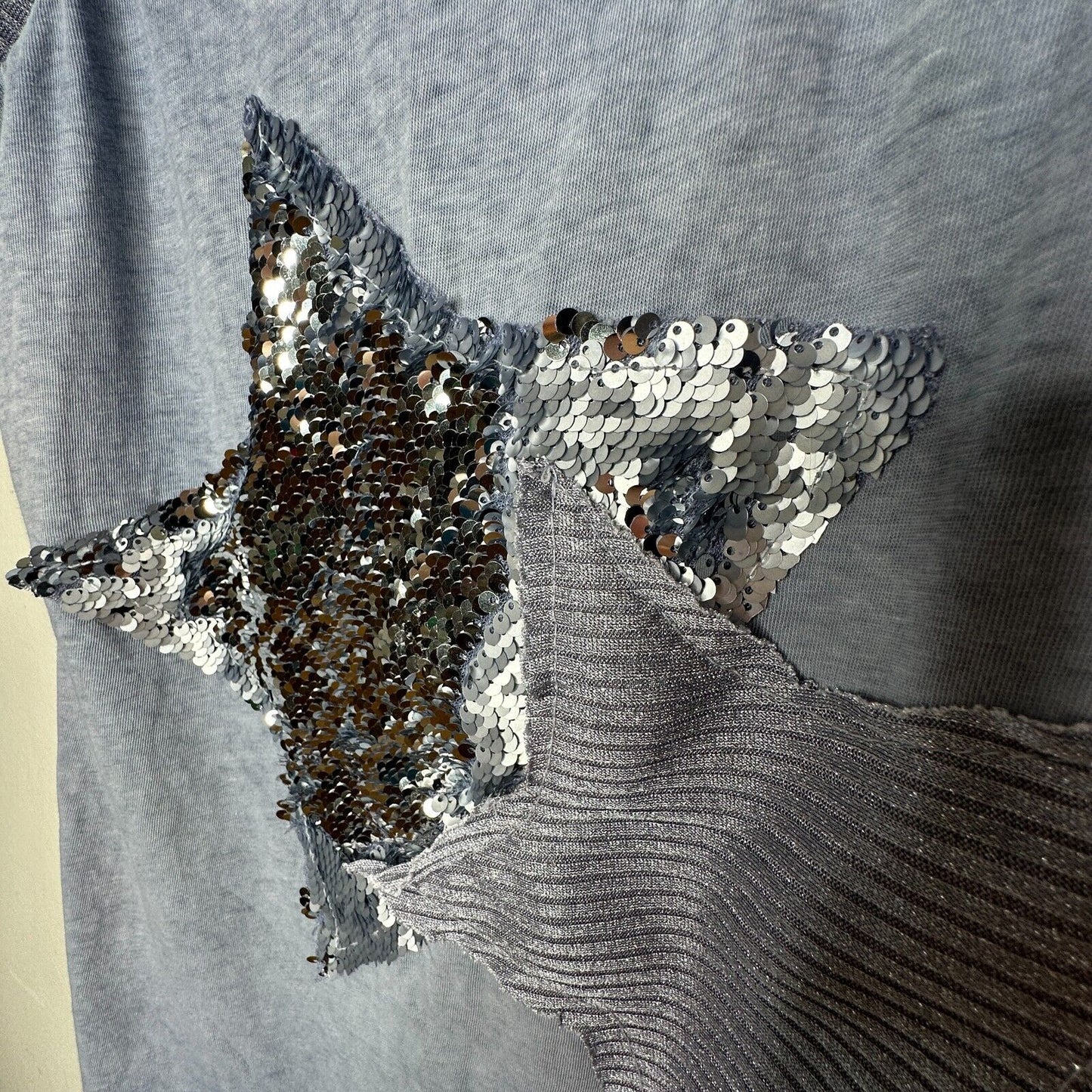 Gray Blue Knit Sleeveless Scoop Neck Tank Top 2 Stars One Silver Sequined Med