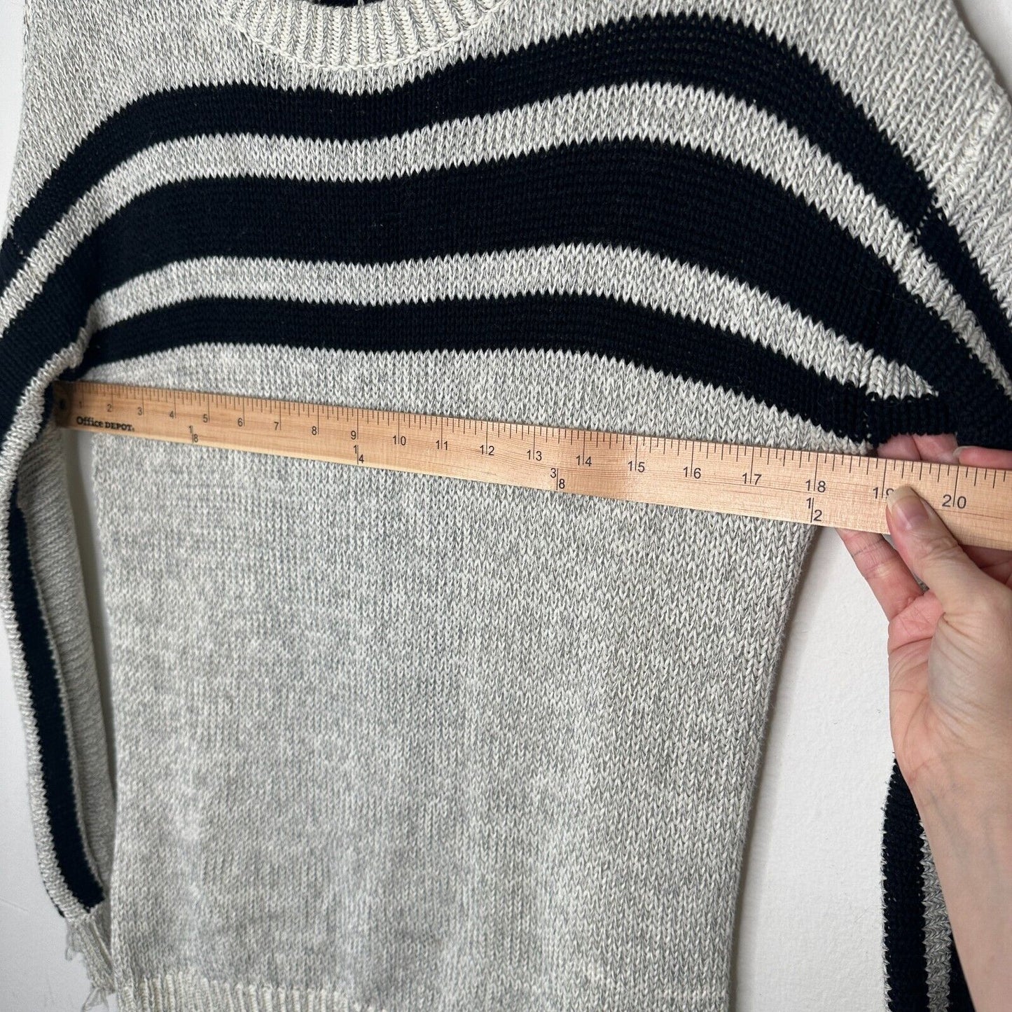 Havana Gray Black Stripe Distressed Long Sleeve Round Neck Sweater Zip Back SM