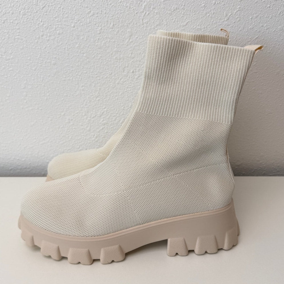 Women's Cream Knit Platform Sock Booties Chunky Lug Sole Boots Size 7
