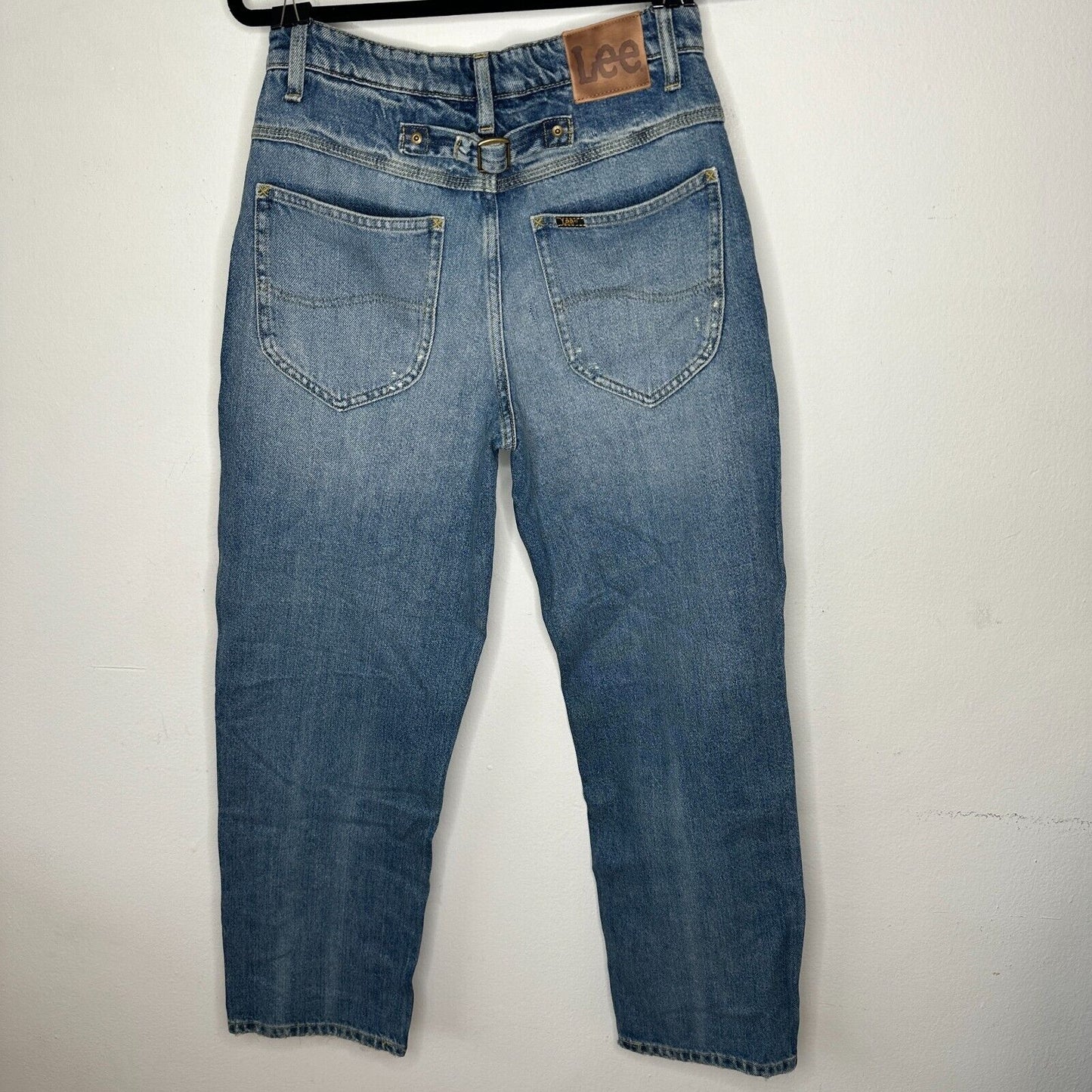 NWT Lee Vintage Medium Blue Wash High Rise Relaxed Stovepipe Distressed Jeans 28