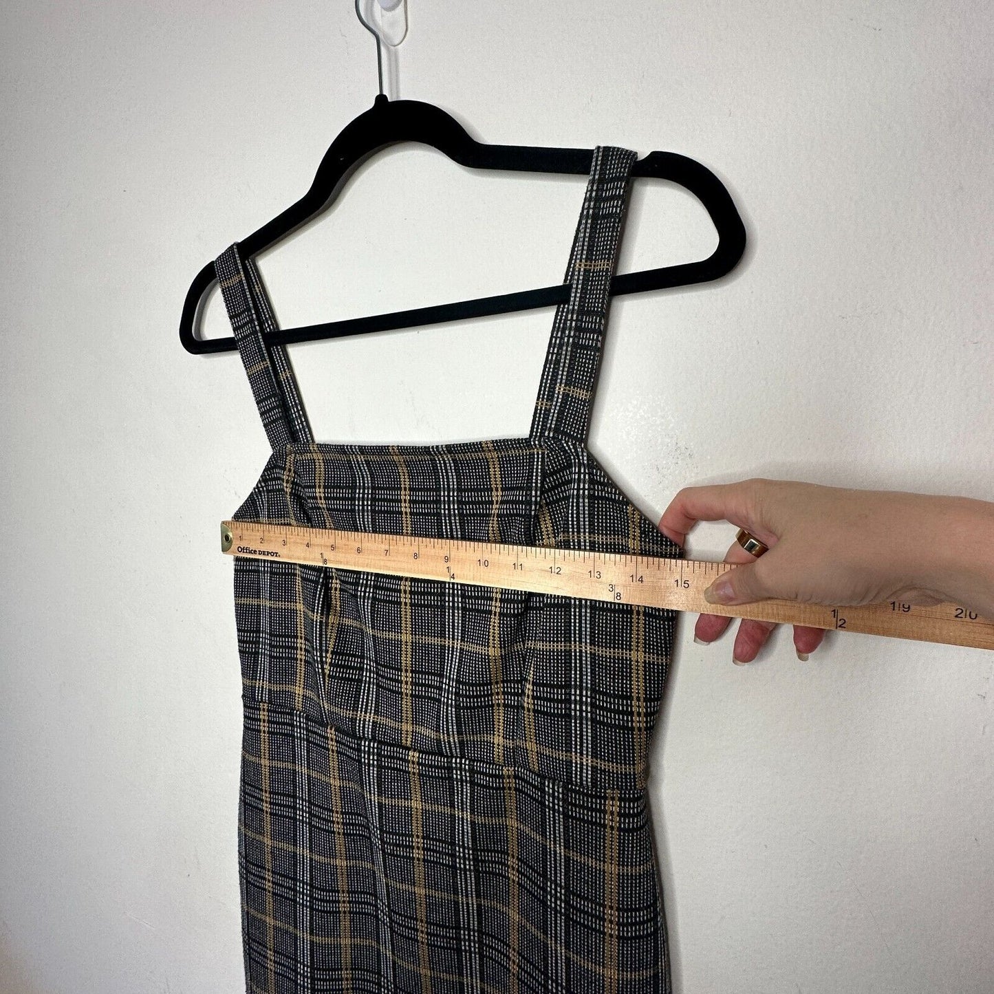 Cute Gold Gray White Black Plaid Sleeveless Knit Jumper Overall Mini Dress Med