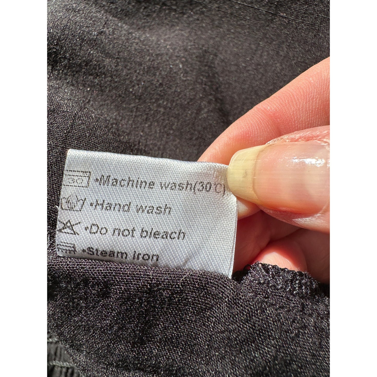 Zesica Women’s Black Tie-Strap Smocked Maxi Dress US S