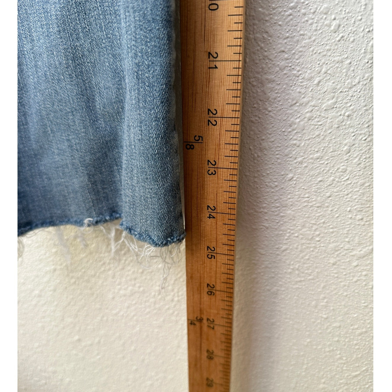 AG Prima Ankle Cigarette Jeans Muted Medium Wash Raw Hem Women’s 32R