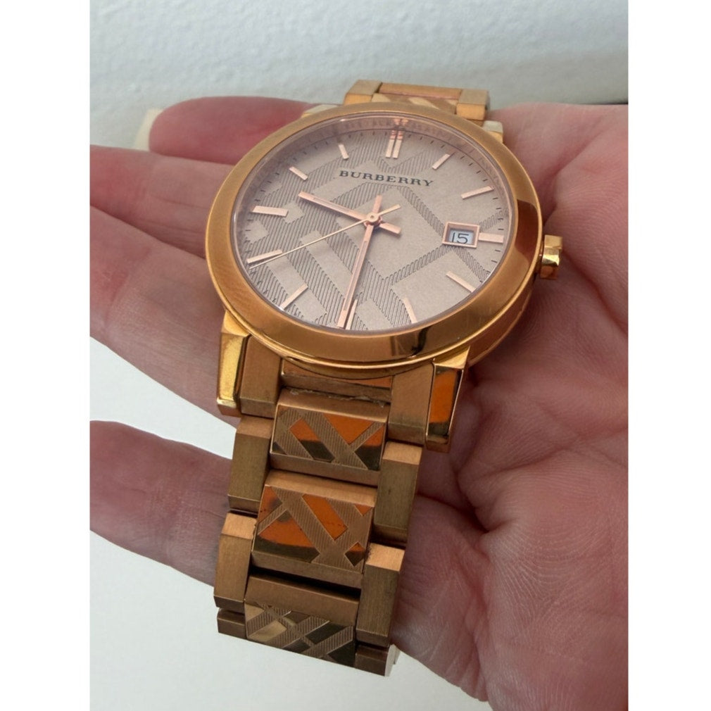 Burberry BU9039 Rose Gold Women's Swiss Quartz Watch