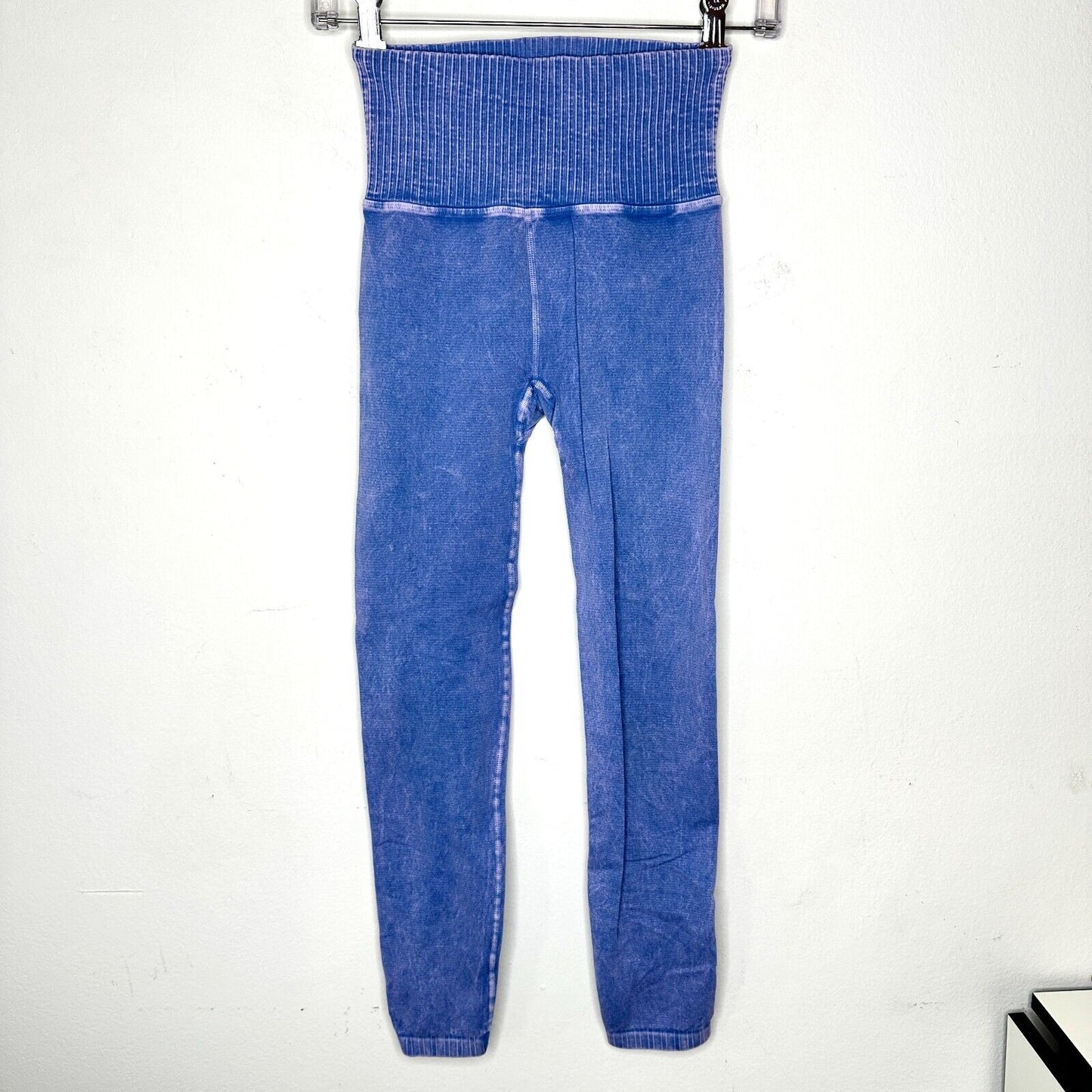Free People Vintage Denim Blue Good Karma Leggings Wide Rib Waist Soft XS / S