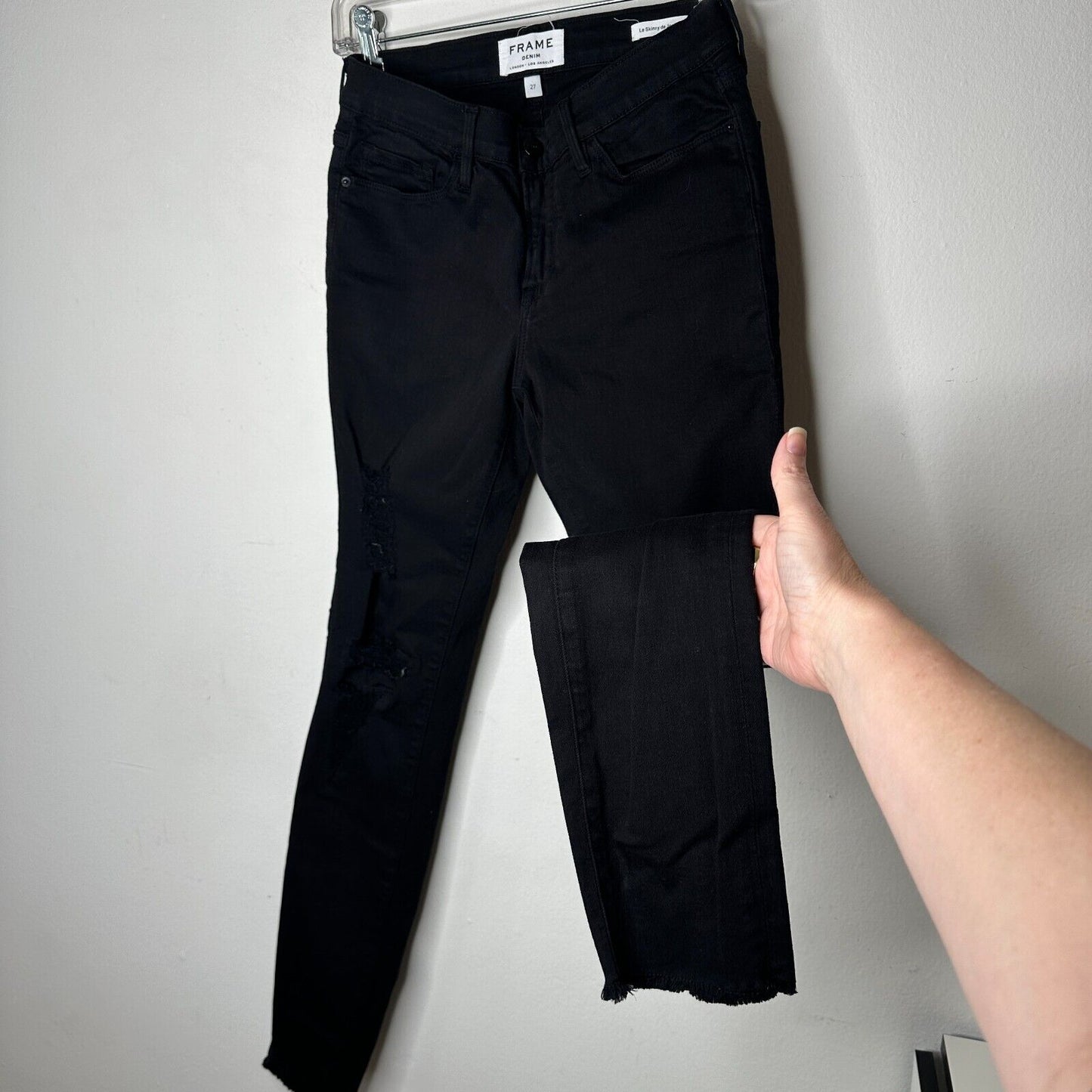 Frame Jet Black Denim Le Skinny de Jeanne Distressed Jean Mid-Rise Raw Hem 27