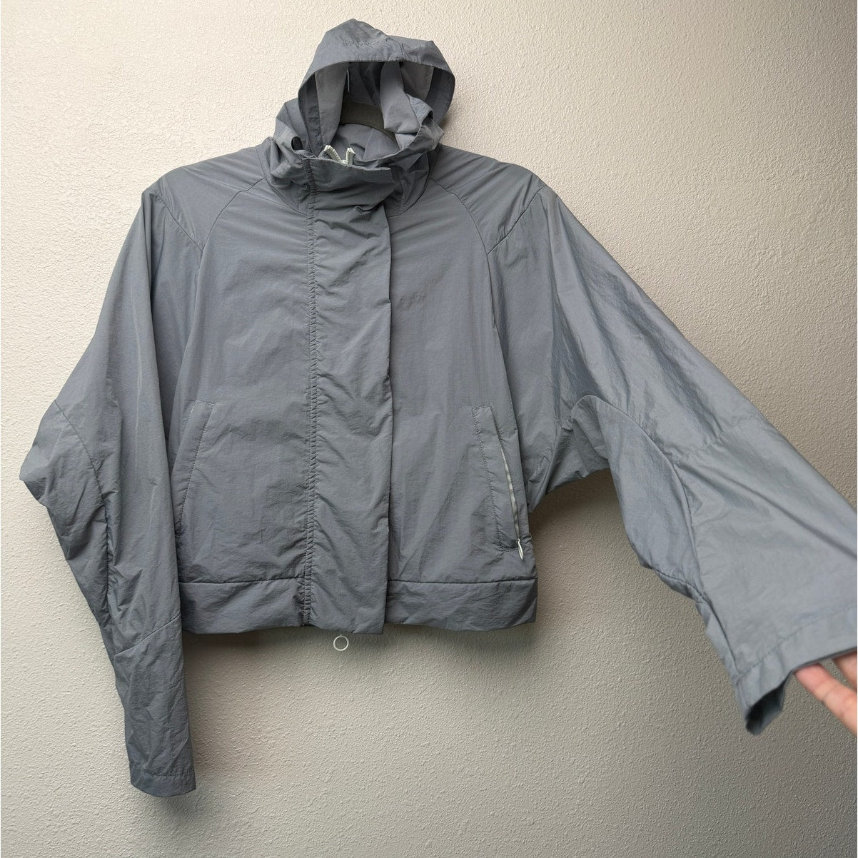 Fabletics Gray Hooded Lightweight Zip Snap Windbreaker Jacket Small
