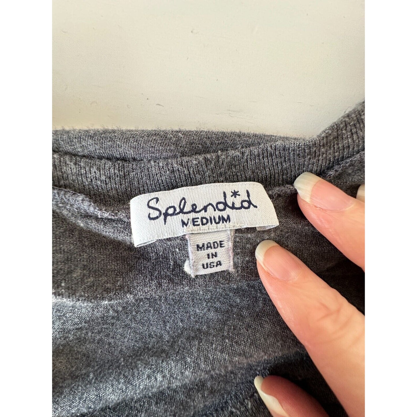 Splendid Dark Heather Gray Light Weight Long Sleeve Deep VNeck Sweater Top Med