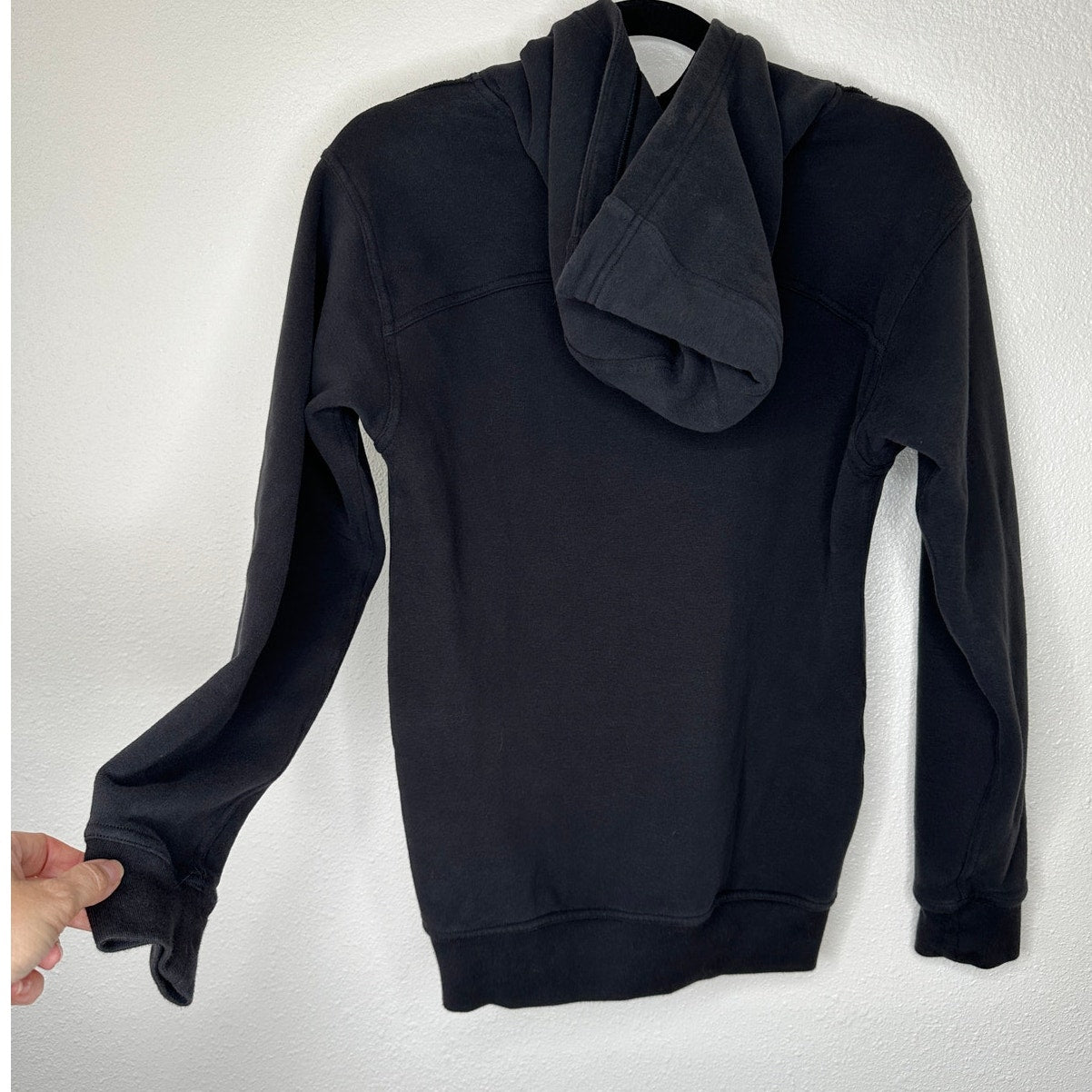 Lululemon Gray Black Long Sleeve Front Zip Pocketed Hoodie 6
