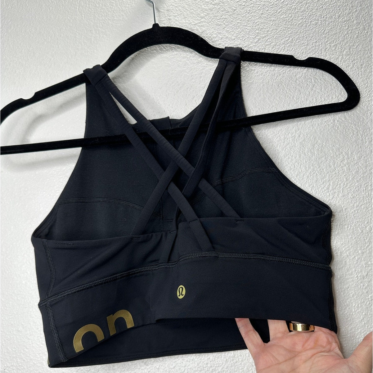 Lululemon Black Energy Bra High Neck Front Zip Gold Logo Sports Bra
