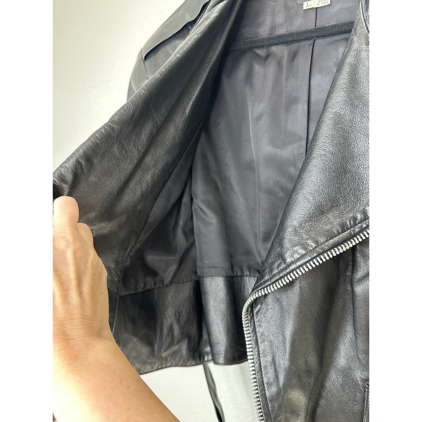 Raw Black Leather Silver Zip & Hardware Belted Shoulder Pad Moto Jacket L