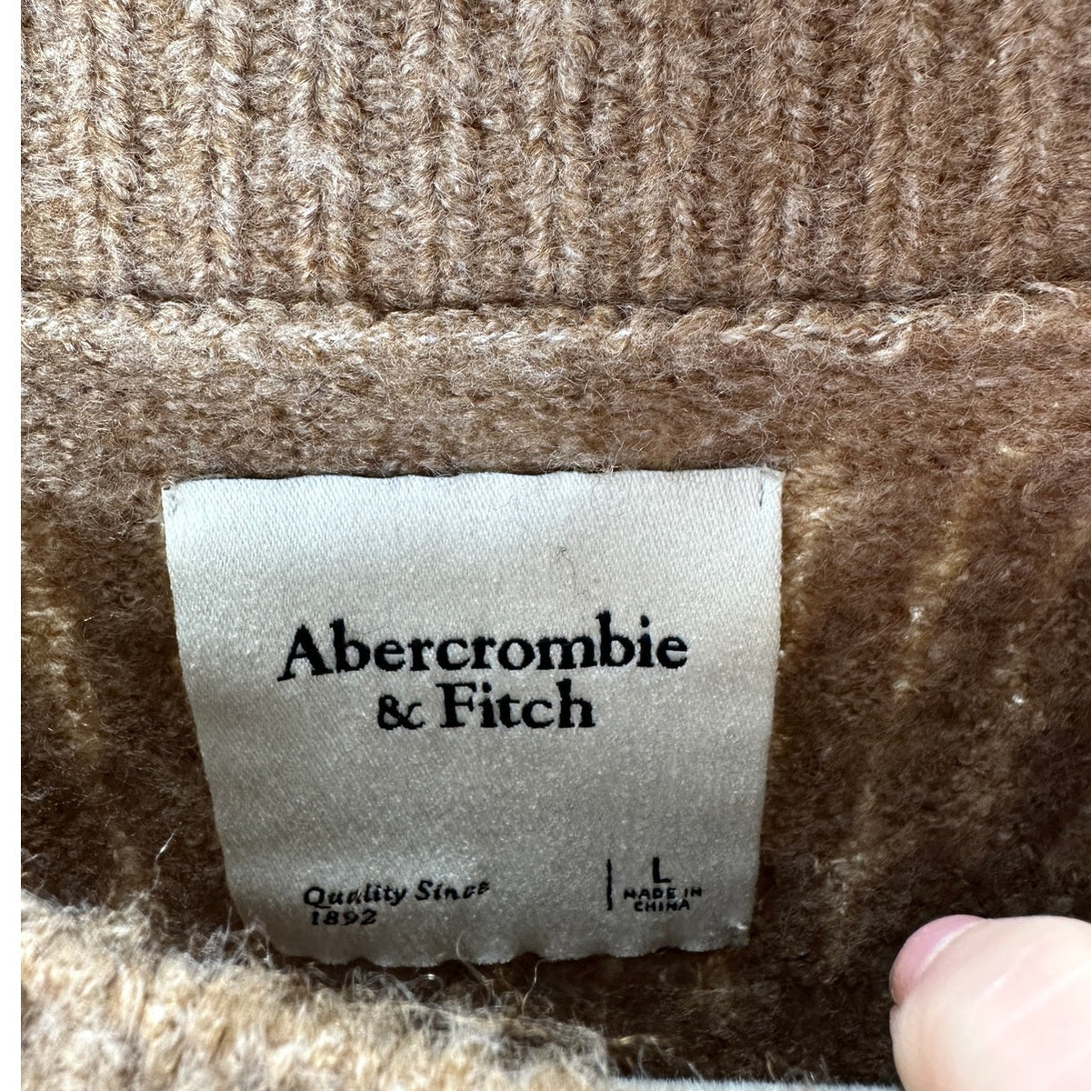 Abercombie & Fitch Tan Knit Pleated Puff Shoulder Round Neck Sweater L
