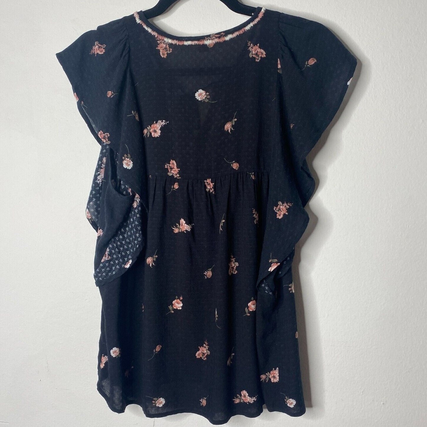 Lovestitch Black Pink White Floral Aztec Front Tie Side Ruffle Sleeveless Top SM