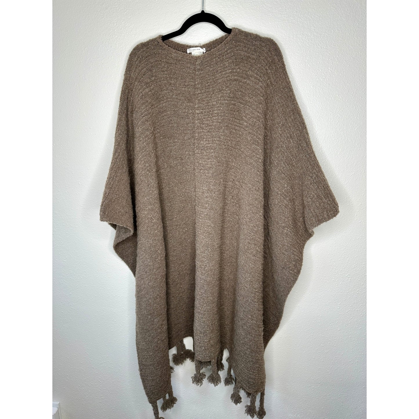 NWT The Row Follain Fringed Poncho in Fawn Melange Wool Cashmere Pullover Sweater