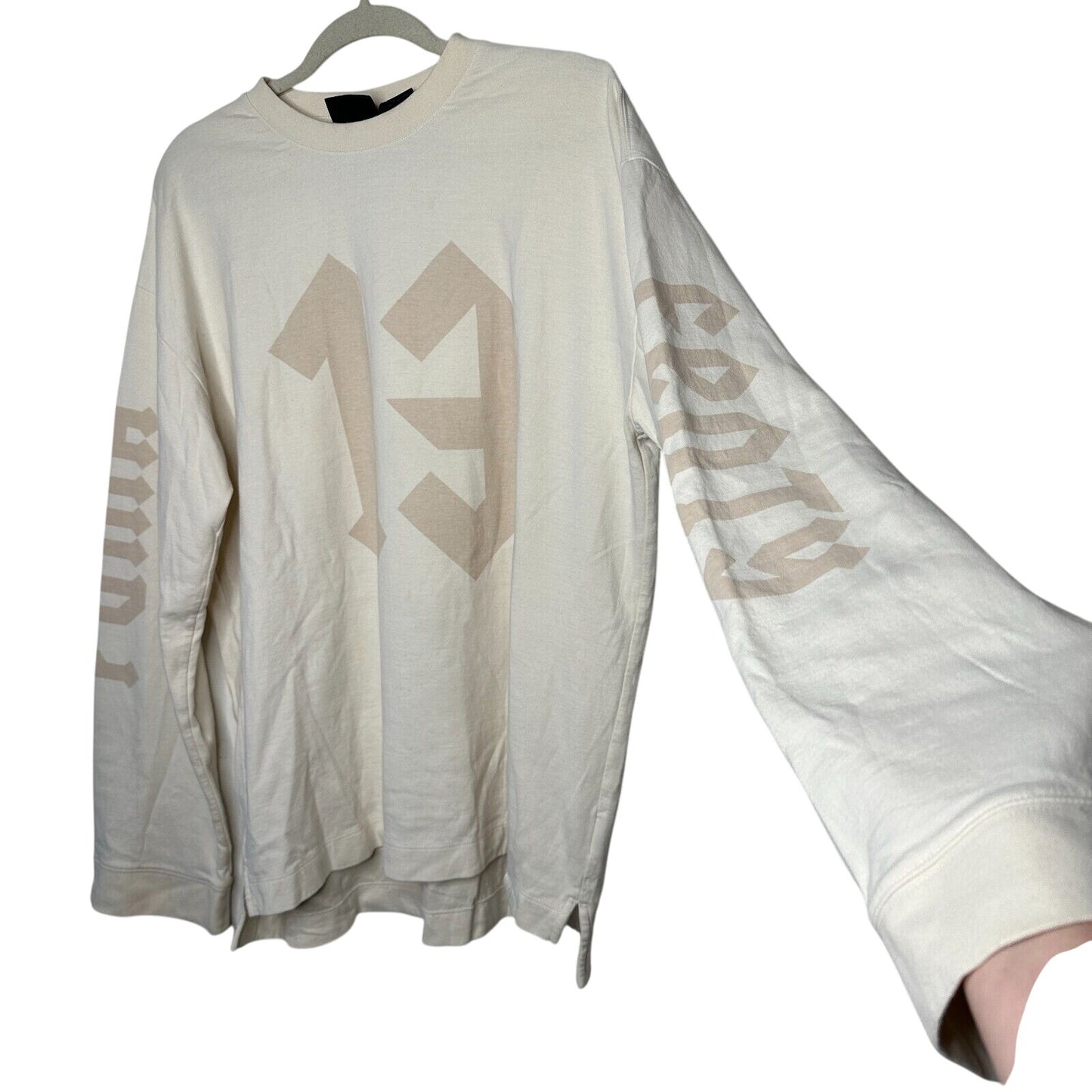 Puma X Rihanna Fenty Tan 13 Graphic Long Sleeve Crew Neck Off White Sweater S