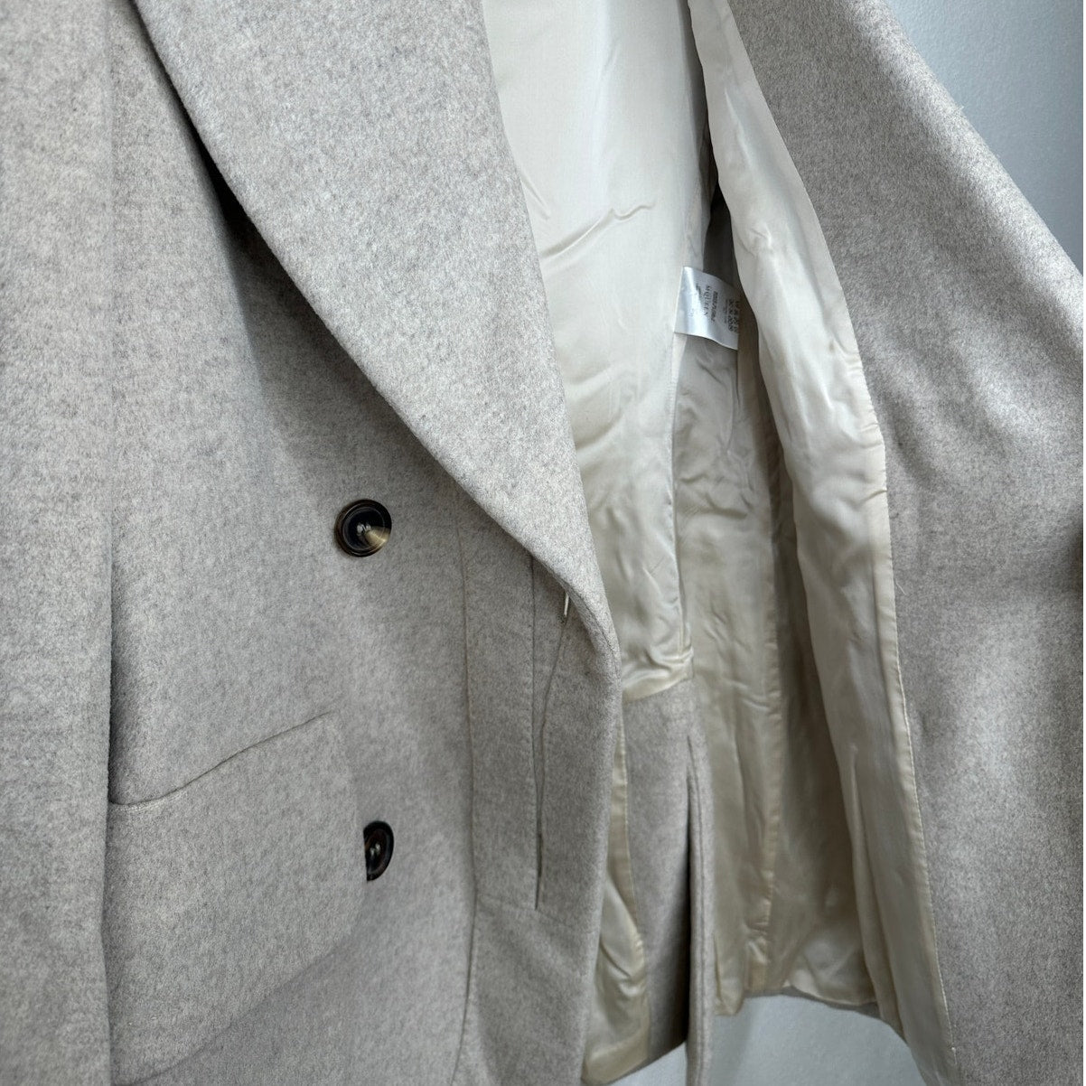 Alexander McQueen Taupe Cashmere Double Button Jacket 42 / 8