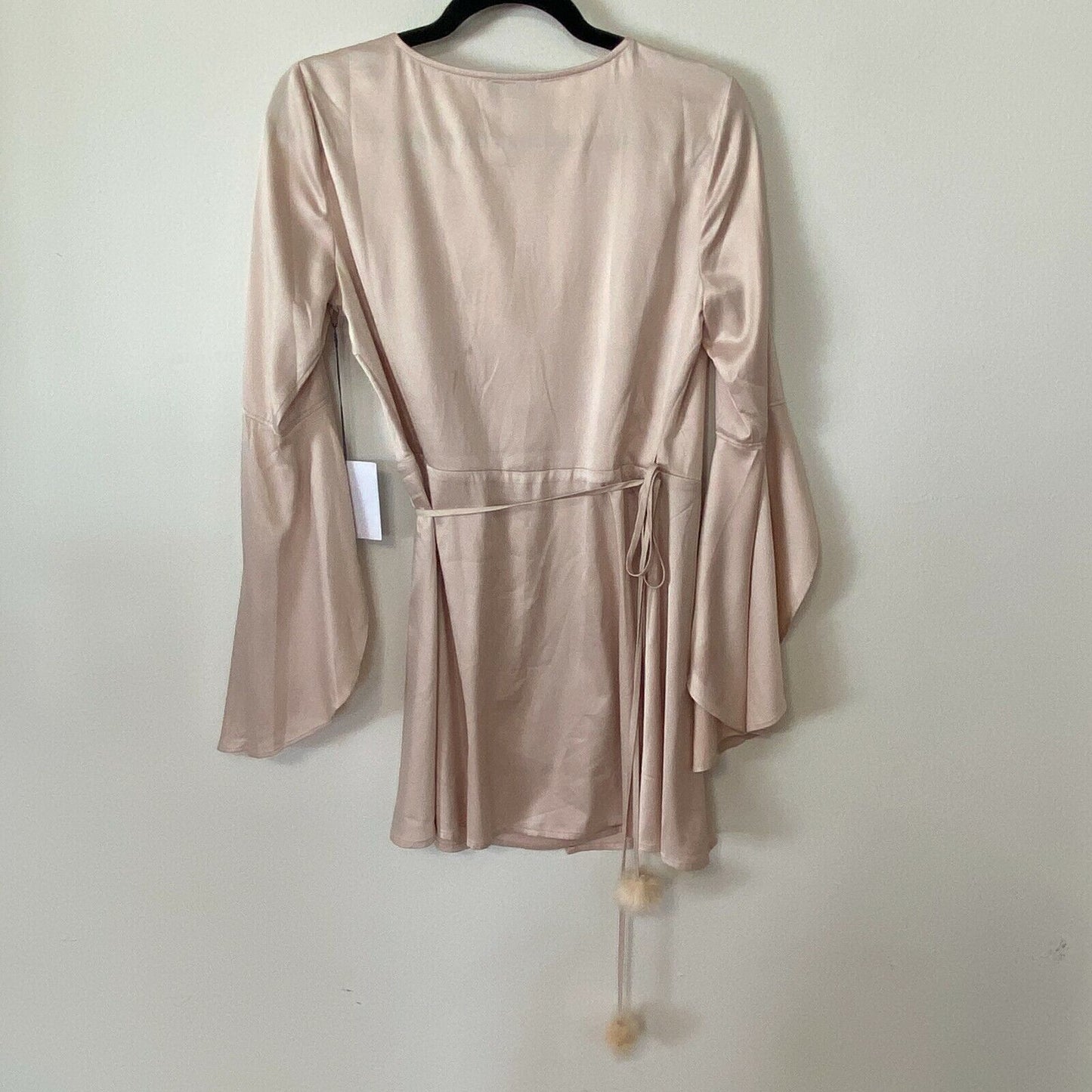 NWT Revolve Majorelle Satin Hex Mini Tie Wrap Blush Ritual Slit Bell Sleeve SM