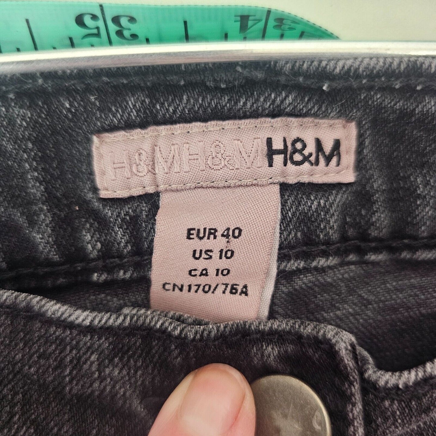 H&M Dark Gray Distressed Cut Off Raw Hem High Waist Denim Jeans Shorts 10