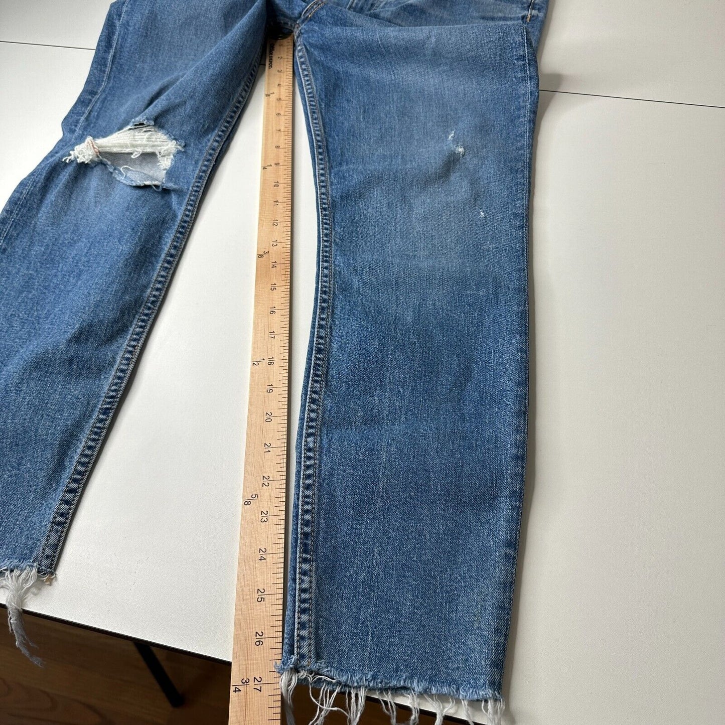 NWT GRLFRND Kendall Med Wash Amelia Distress Knee High Waist Raw Hem Jeans 31
