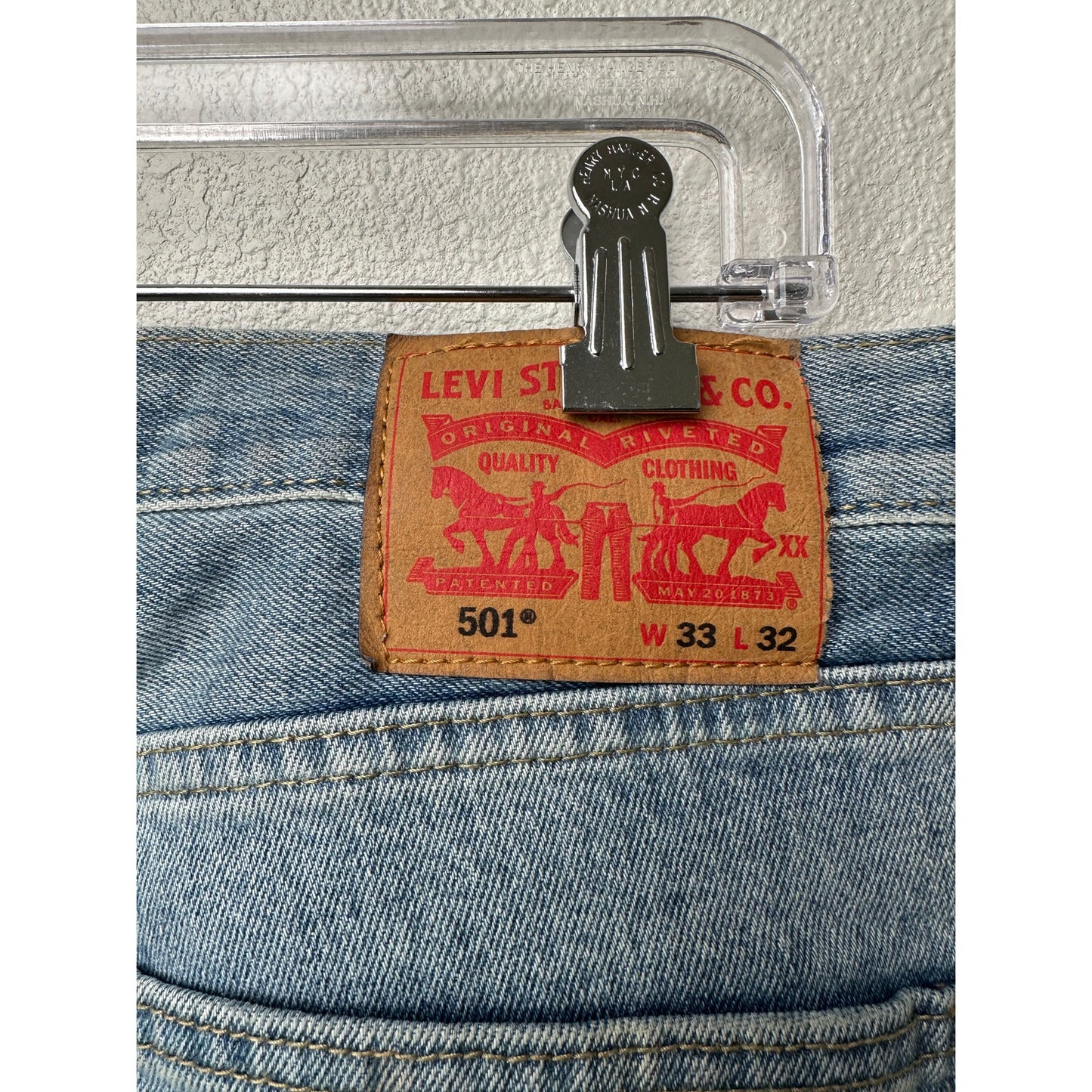 Levi's 501 Original Fit Lightweight Jeans Medium Wash Men's 33x32