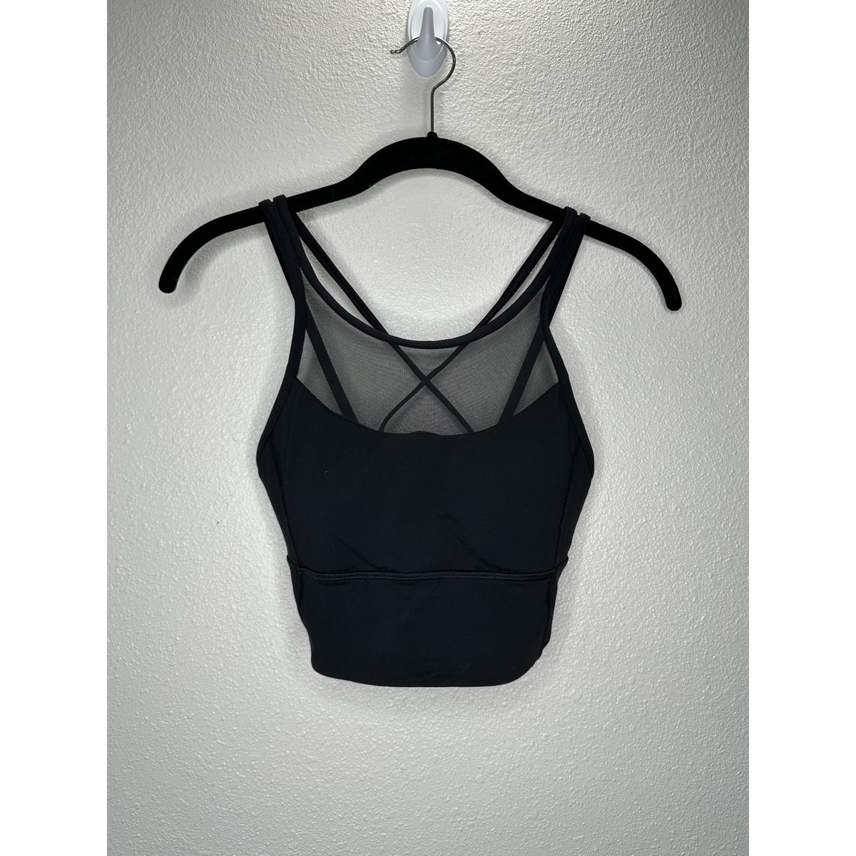 Lululemon Black Clip In High Round Mesh Neck