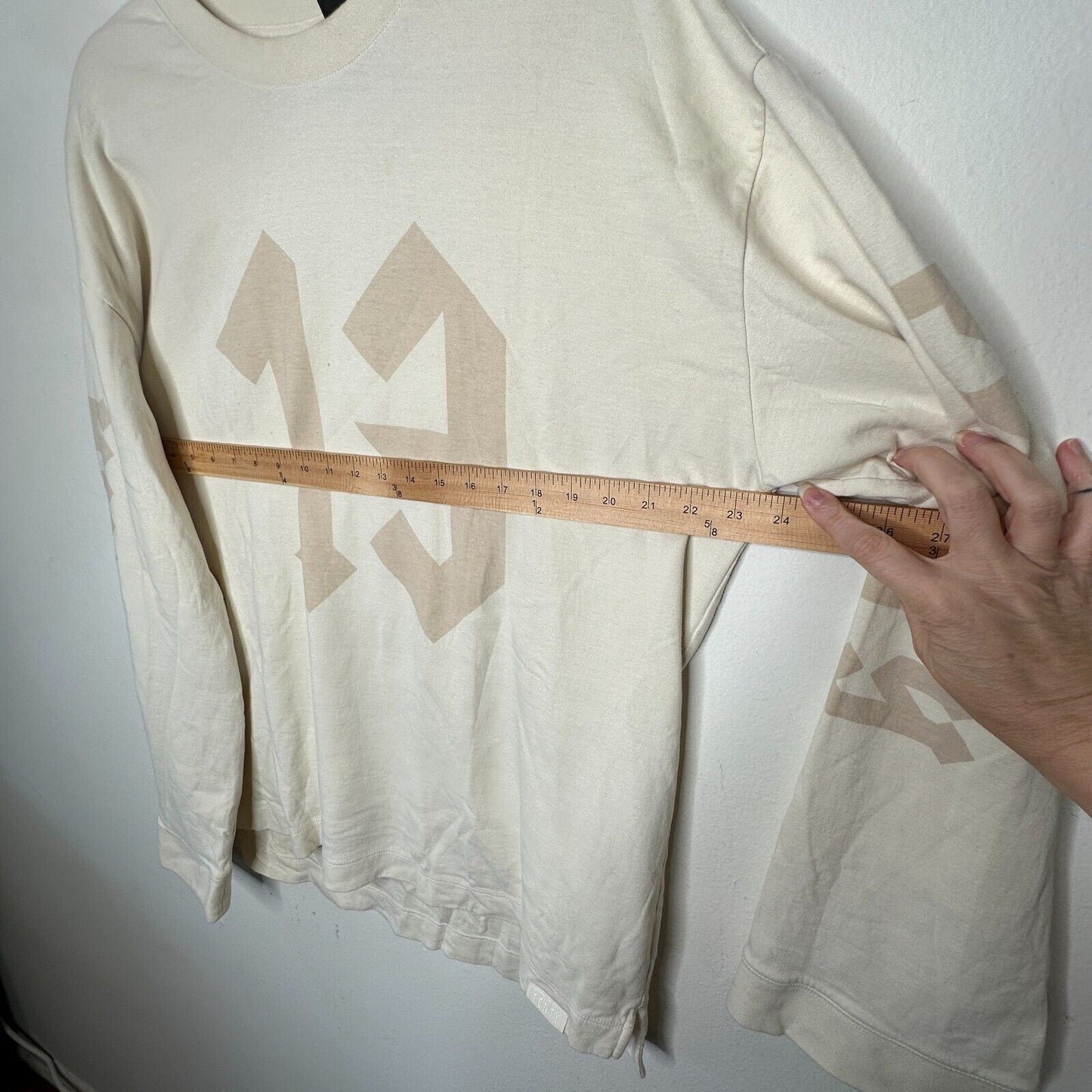 Puma X Rihanna Fenty Tan 13 Graphic Long Sleeve Crew Neck Off White Sweater S