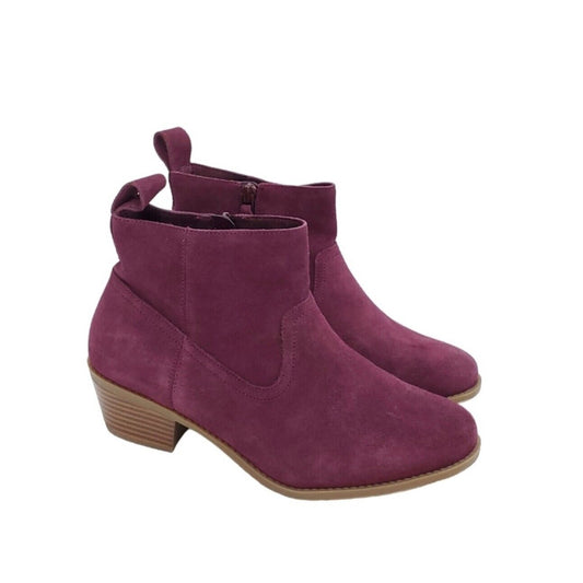 Vionic Vera Chic Eggplant Purple Sueded Ankle Boots Side Zipper Low Heels 8.5