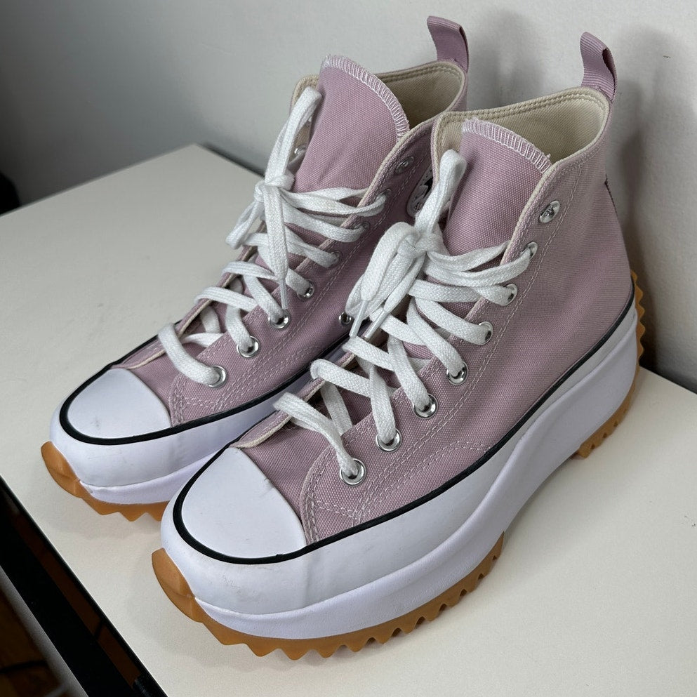 Converse Run Star Hike High Top Platform Sneaker Pink & White W 9 / M 7