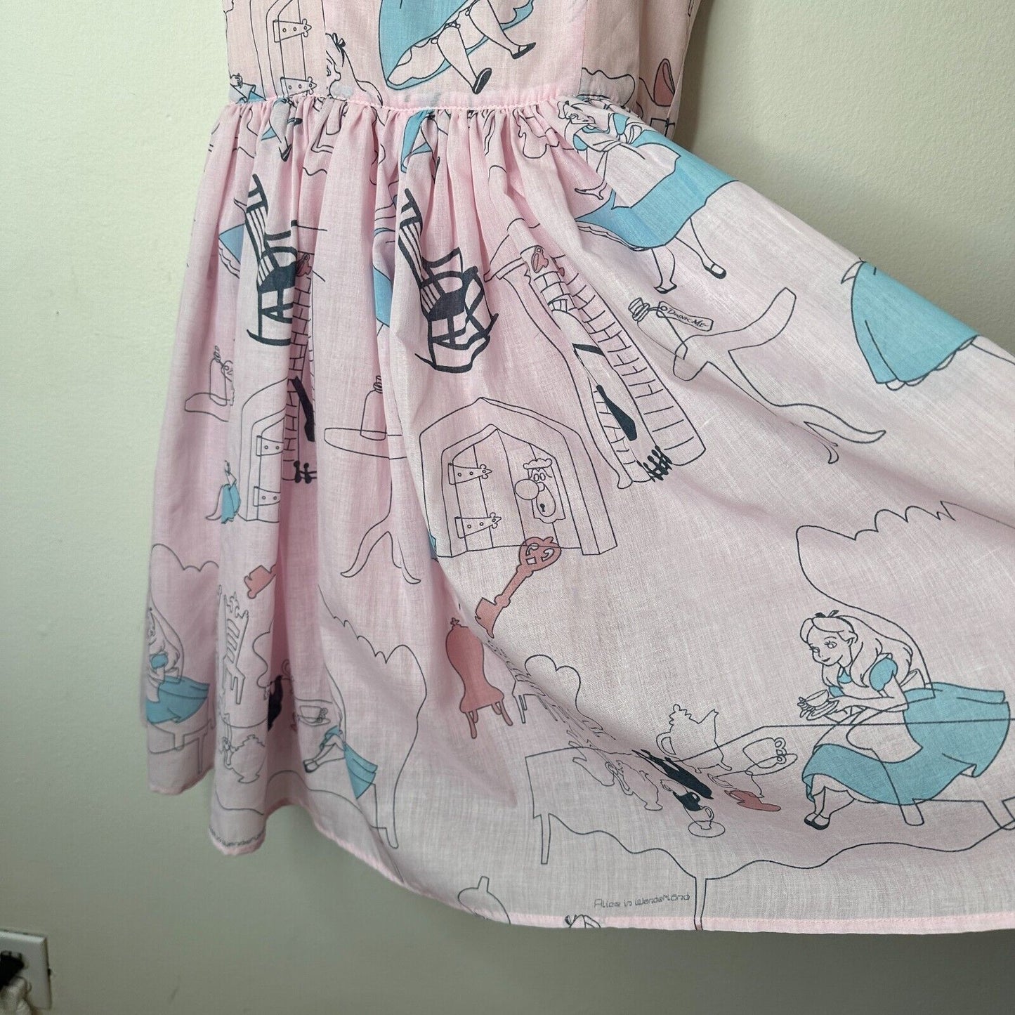 Cute Alice In Wonderland Print Pink & Blue Flowy Halter Top Apron Dress Zip SM