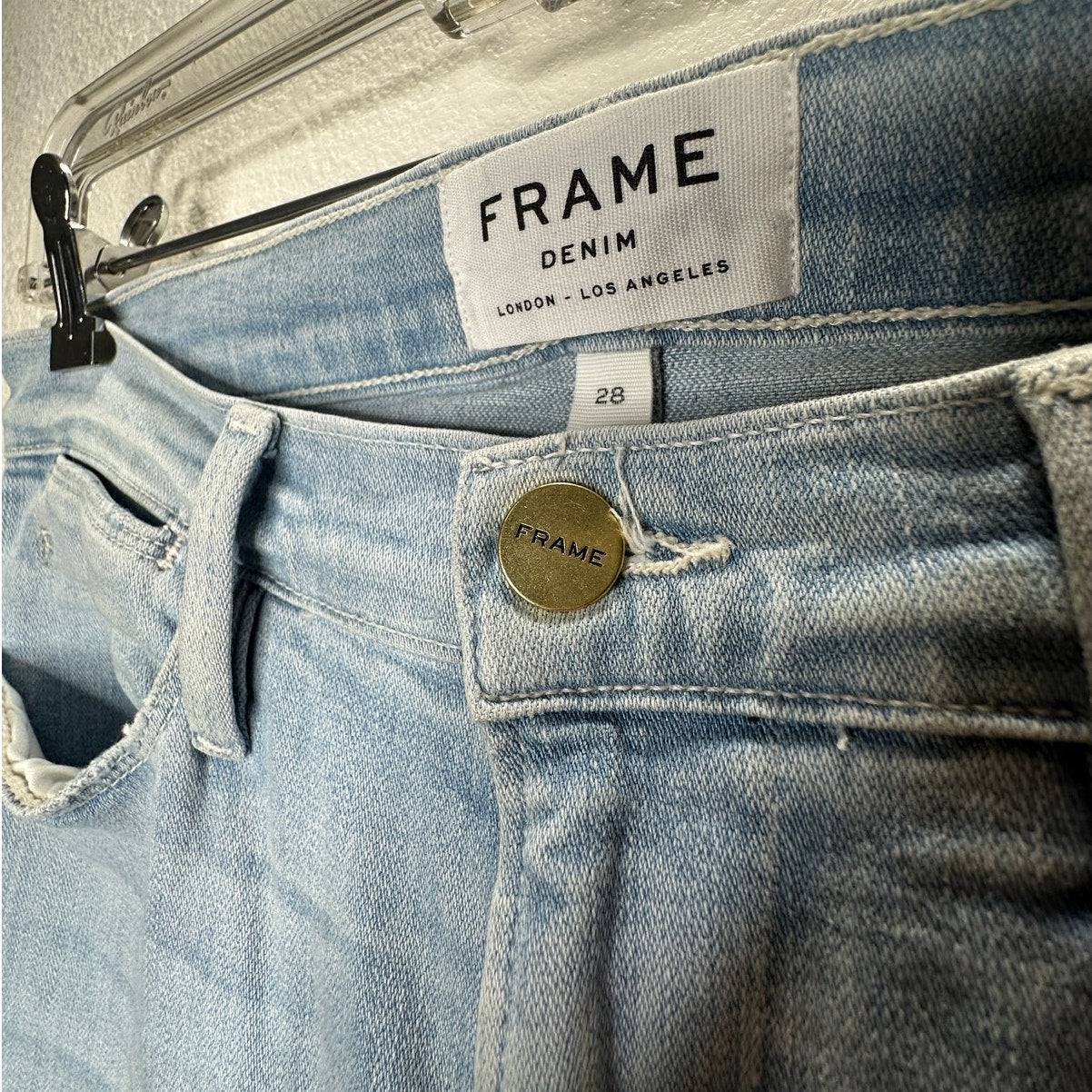 Frame Light Blue Wash Distressed Le High Skinny in Rush Jeans 28