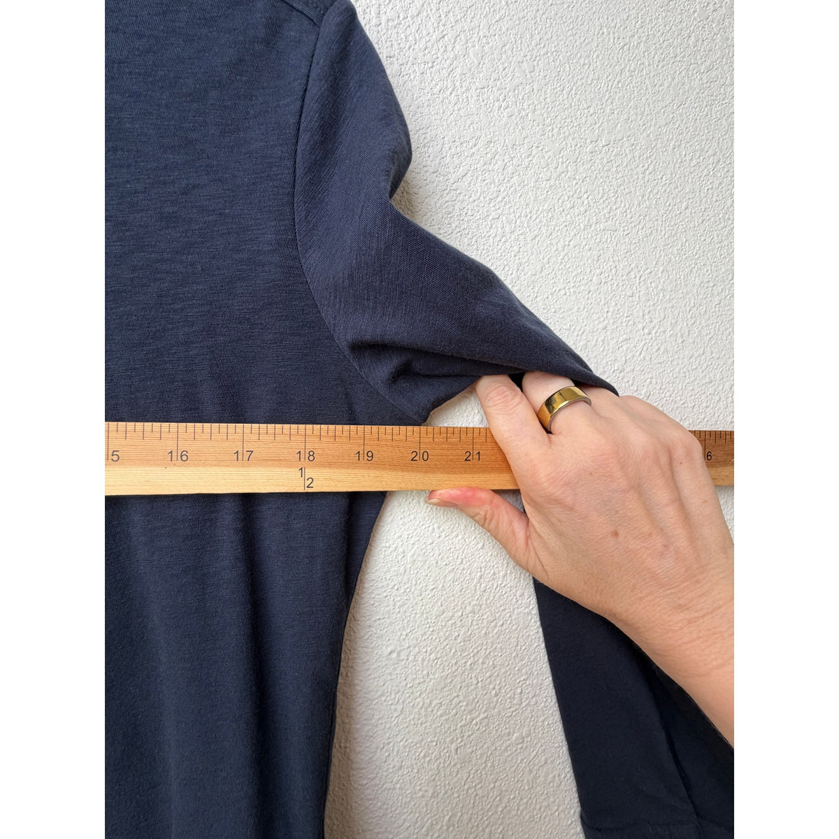 NWT Theory Riduro R Navy Slub Button Shirt Women M