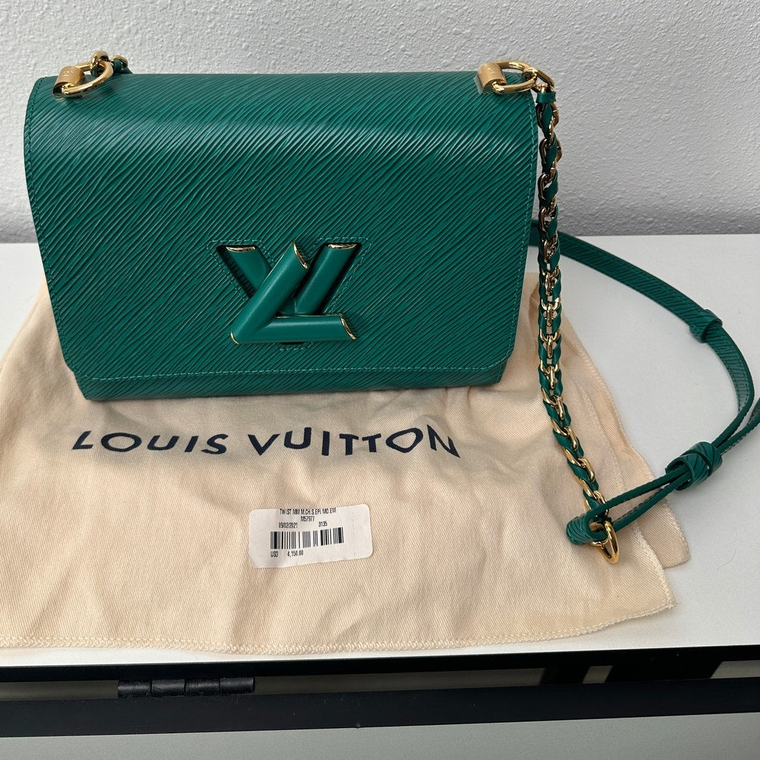 Louis Vuitton Twist MM Shoulder Bag – Emerald Epi Leather with Gold Hardware