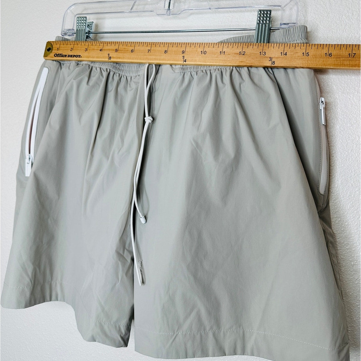Hermes Mens Gray Drawstring Waist Zip Pocket Swim Trunks