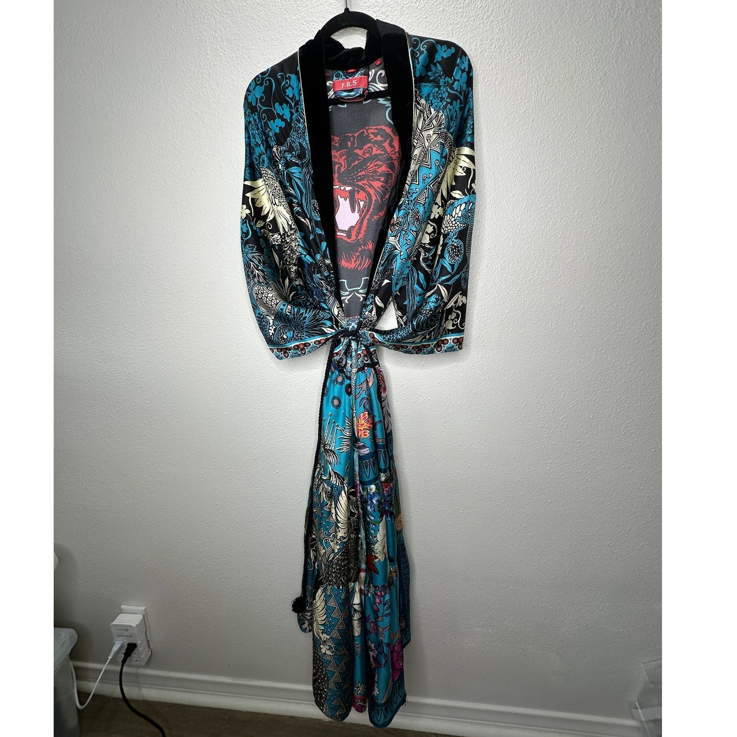 F.R.S. Cream Black Blue Red Multi Bird Floral Tiger Print Kimono M