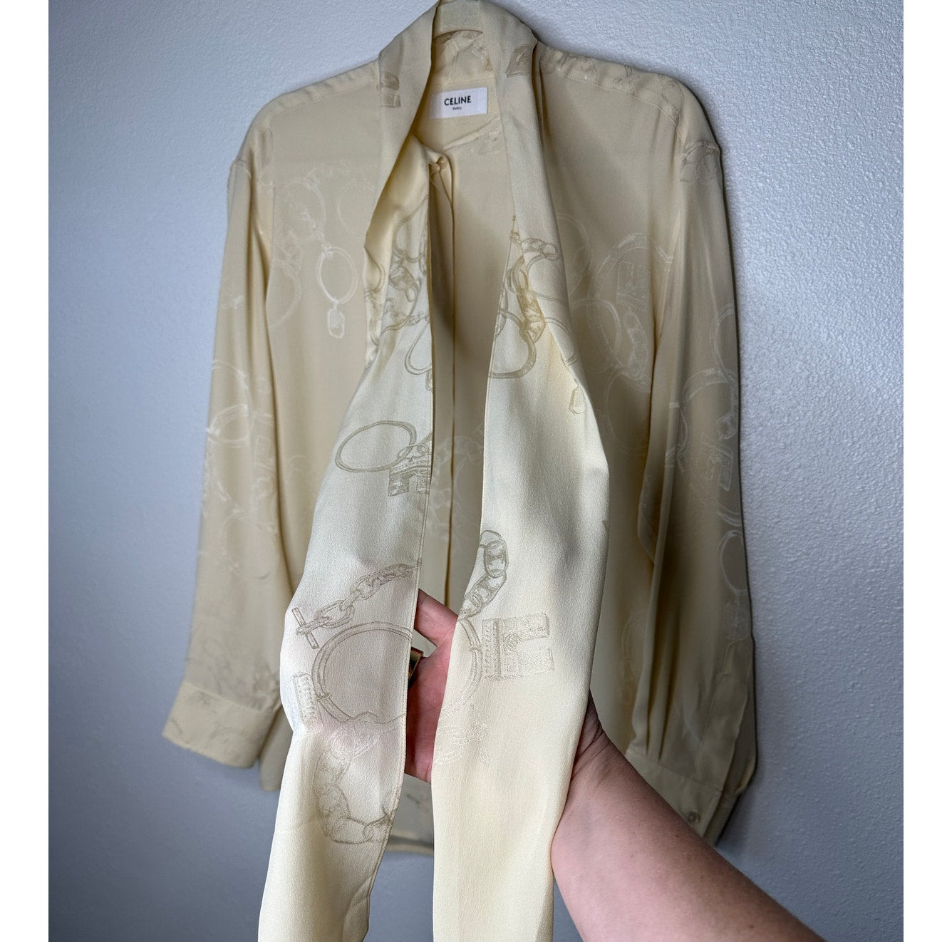 NWT Celine Pale Yellow Chemise Boyfriend Lavallieri Silk Chain Blouse 40 / L