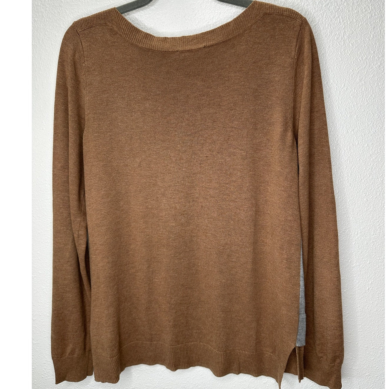 The Limited Gray & Nutmeg Brown Color Block Round Neck Long Sleeve Sweater M