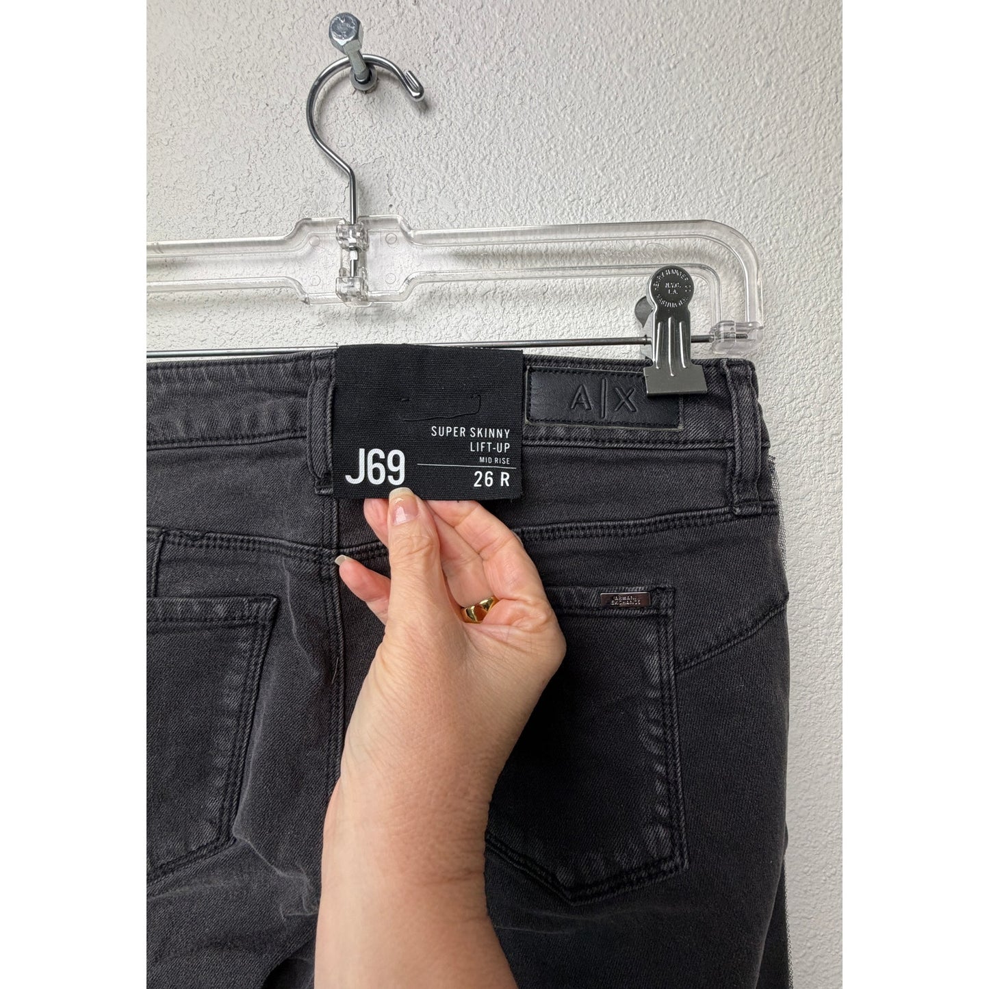 NWOT Armani Exchange J69 Gray Super Skinny Women's Jeans 26