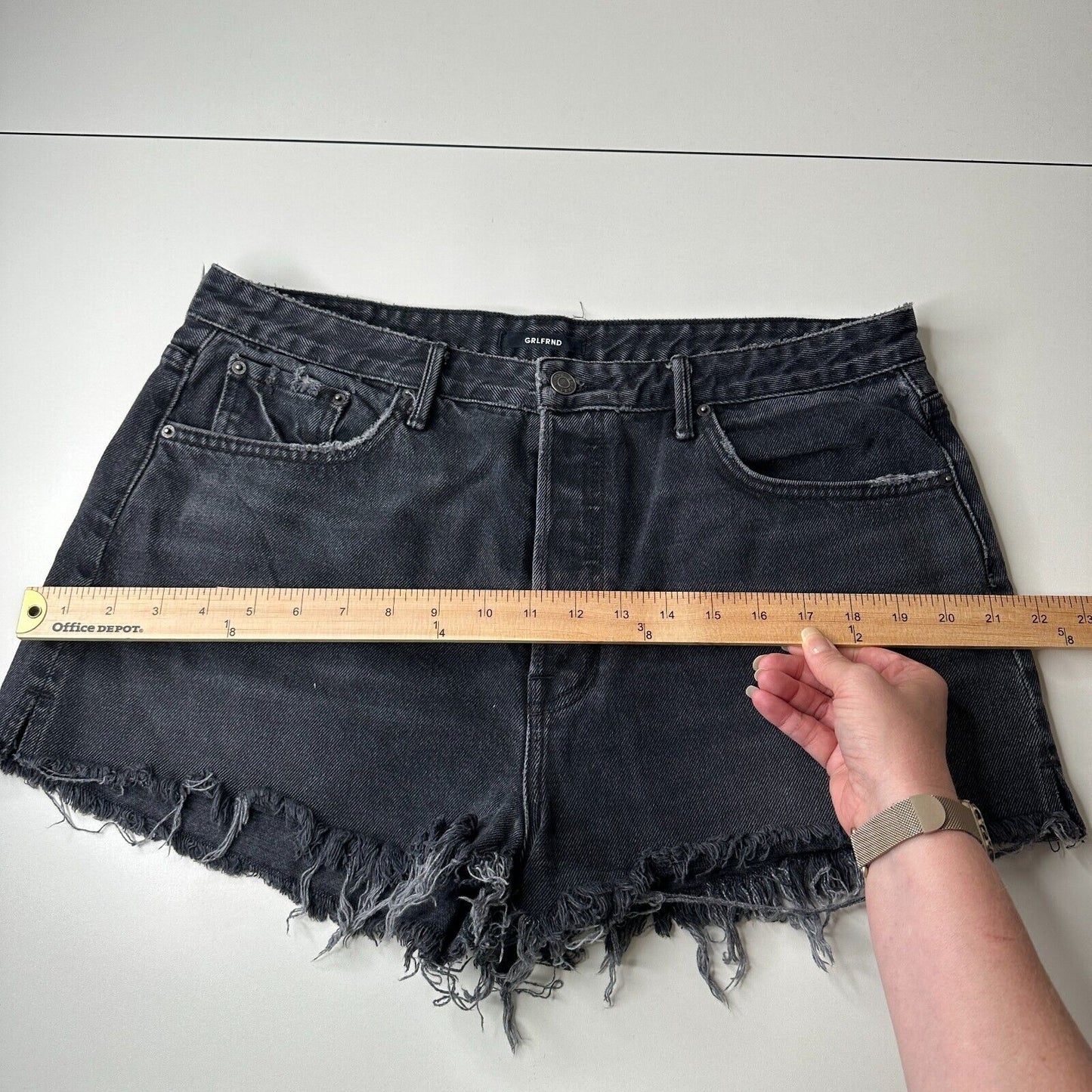 GRLFRND Cindy Hidden Button Fly High Rise Gray Cut-Off Jean Shorts Raw Hem 32