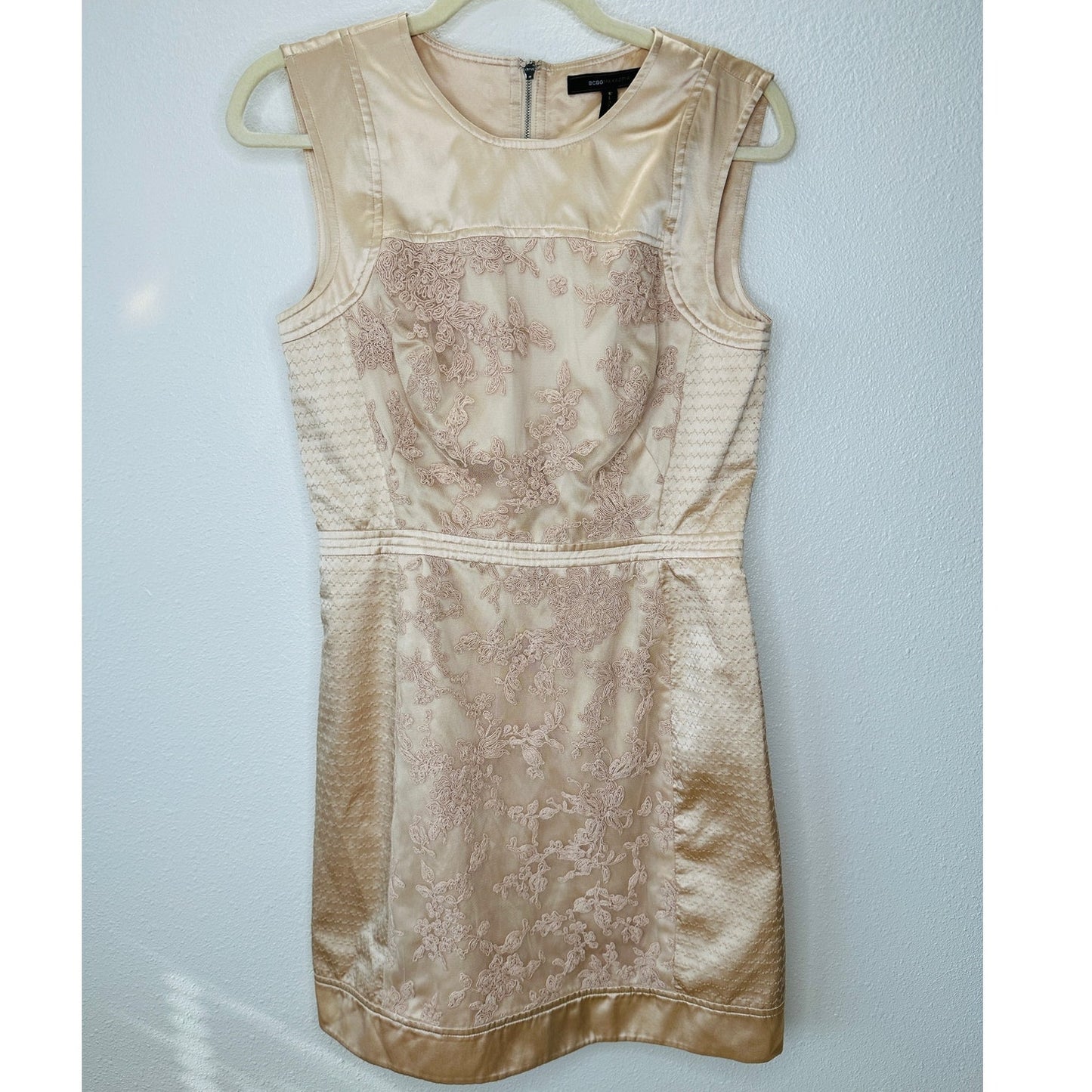 BCBGMAXAZRIA Tan Satin & Floral Lace Round Neck Mini Dress 6
