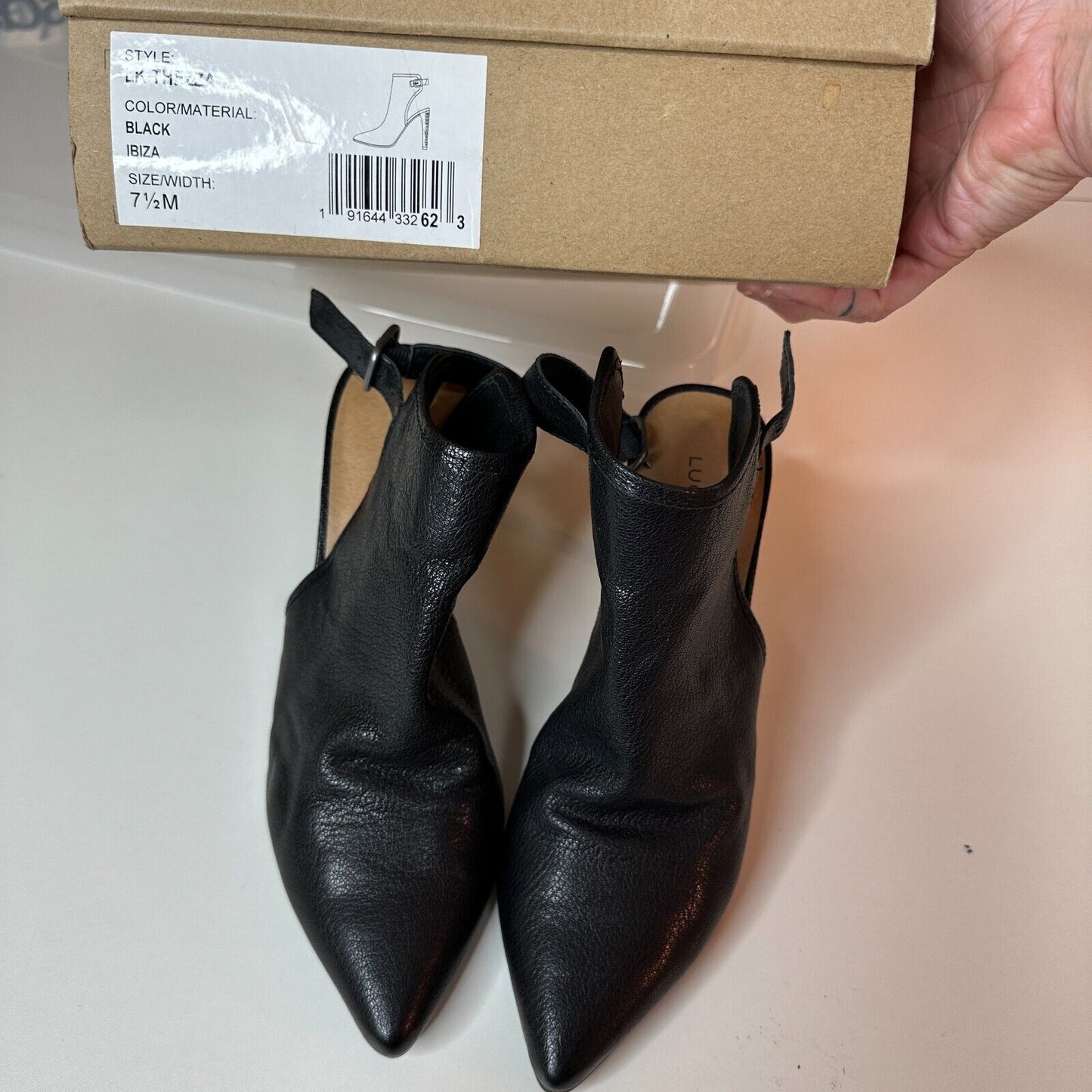 RARE Lucky Brand Ibiza Jet Black Pointed Toe Leather Ankle Strap Stiletto 7.5