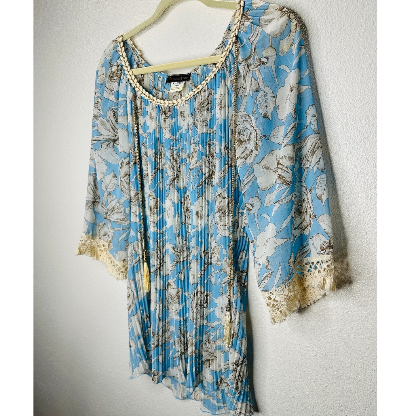 My Story Paris Cream & Blue Accordian Pleat 3/4 Sleeve Blouse S