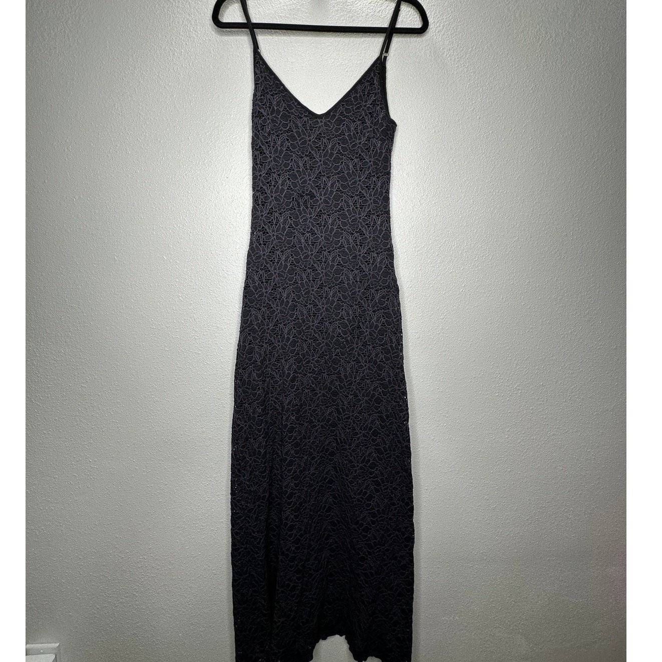 Milo Black & Deep Purple Lace Floral Crochet VNeck Strappy Maxi Dress P