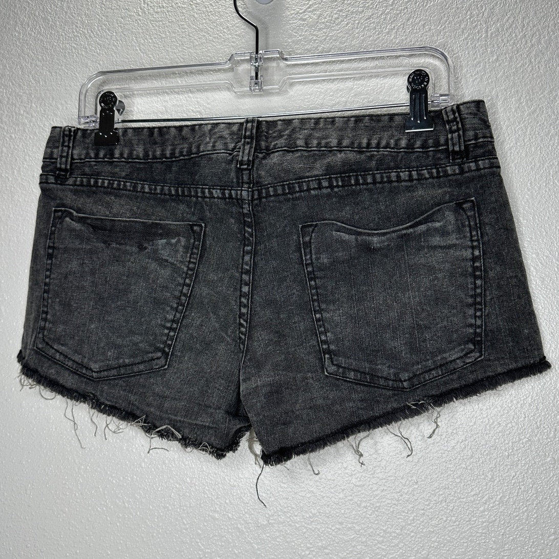 Billabong Gray White Teal Aztec Print Raw Hem Lovin Life Shorts 9