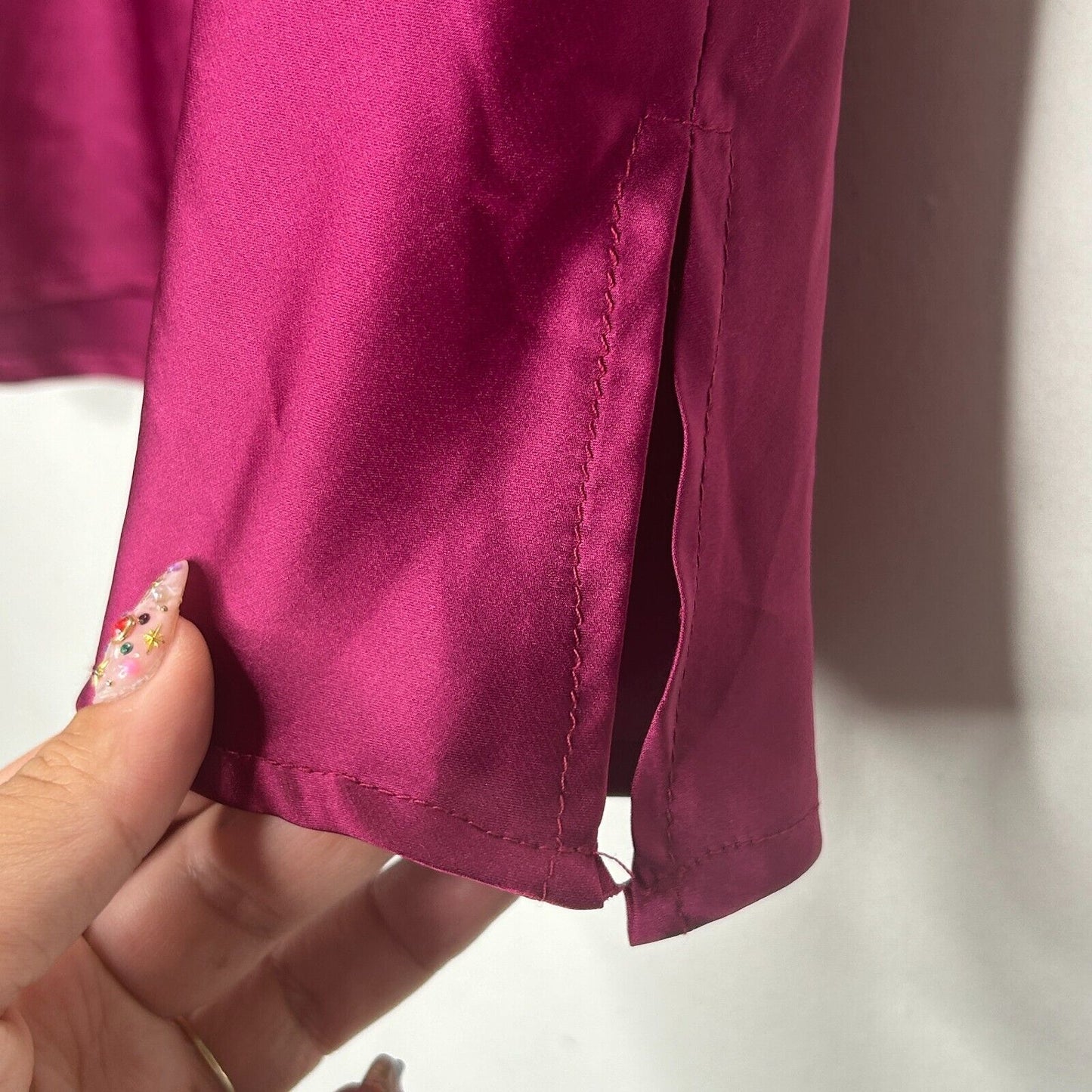 Magenta Satin Side-Zip Flowy Mini Skirt with Side Slit S