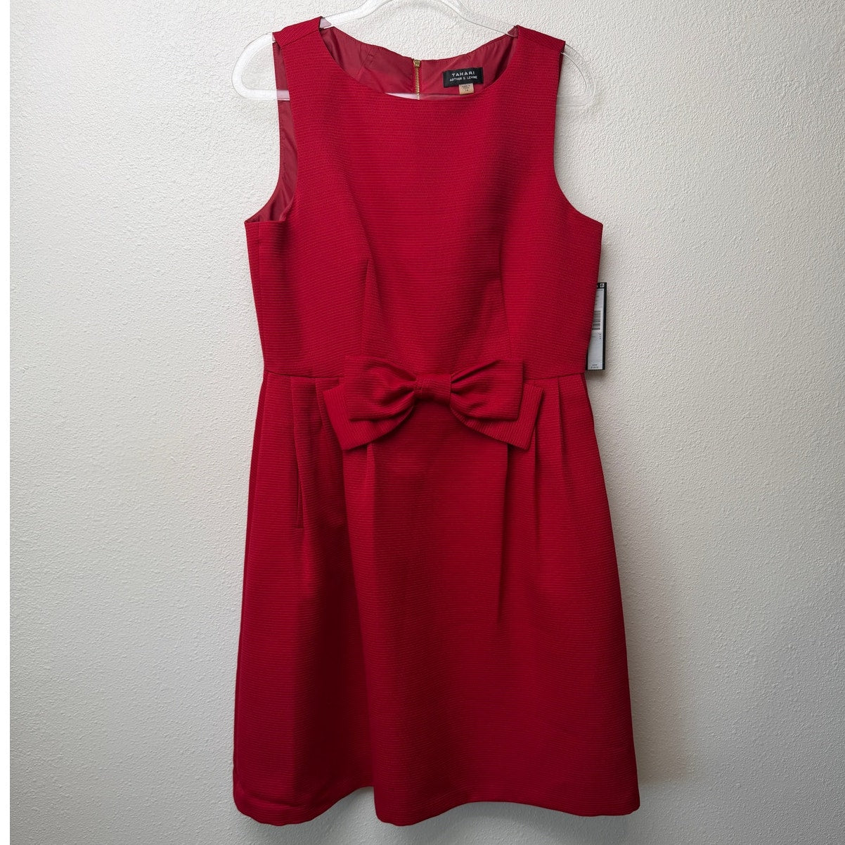 NWT Tahari Red Bow Pleated Sleeveless Dress Size 14