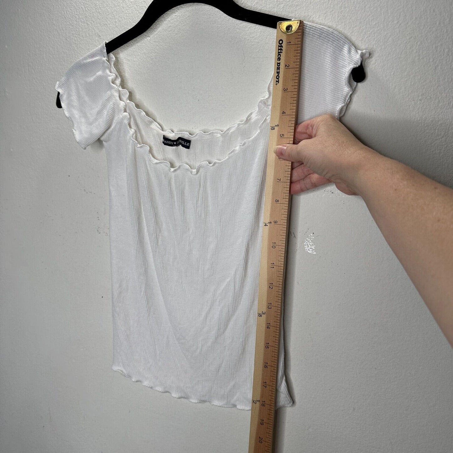 Brandy Melville White Crop Top Lettuce Trim Hem Neckline & Sleeve Rib Knit OS