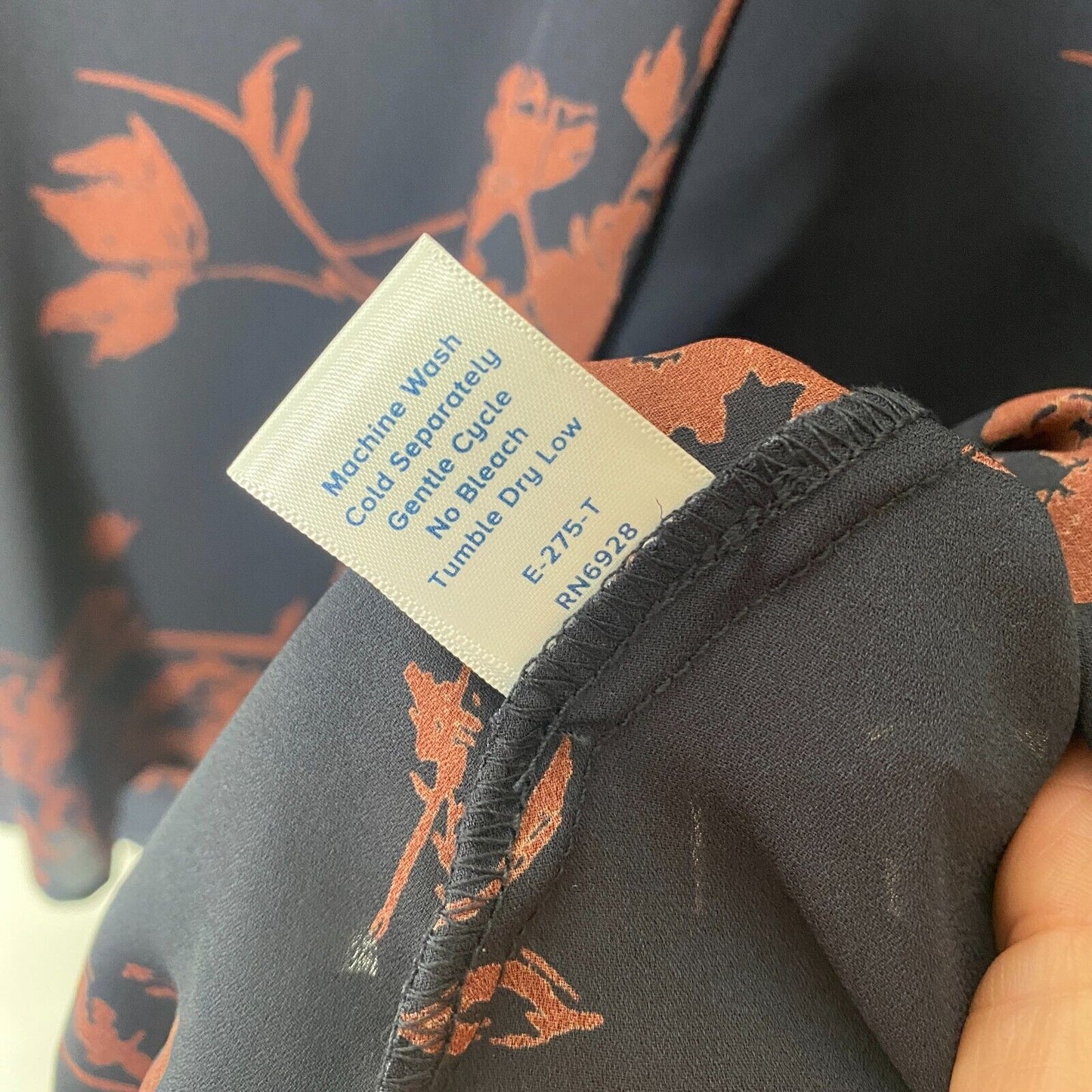 Evereve Allison Joy Alexa Crossover Top Navy & Brown Floral 3/4 Sleeve VNeck XS