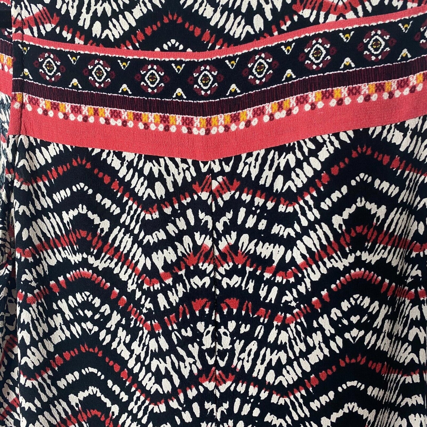 Sanctuary Sleeveless Black Tribal Chevron Print Split V-Neck Button Down Tank XS