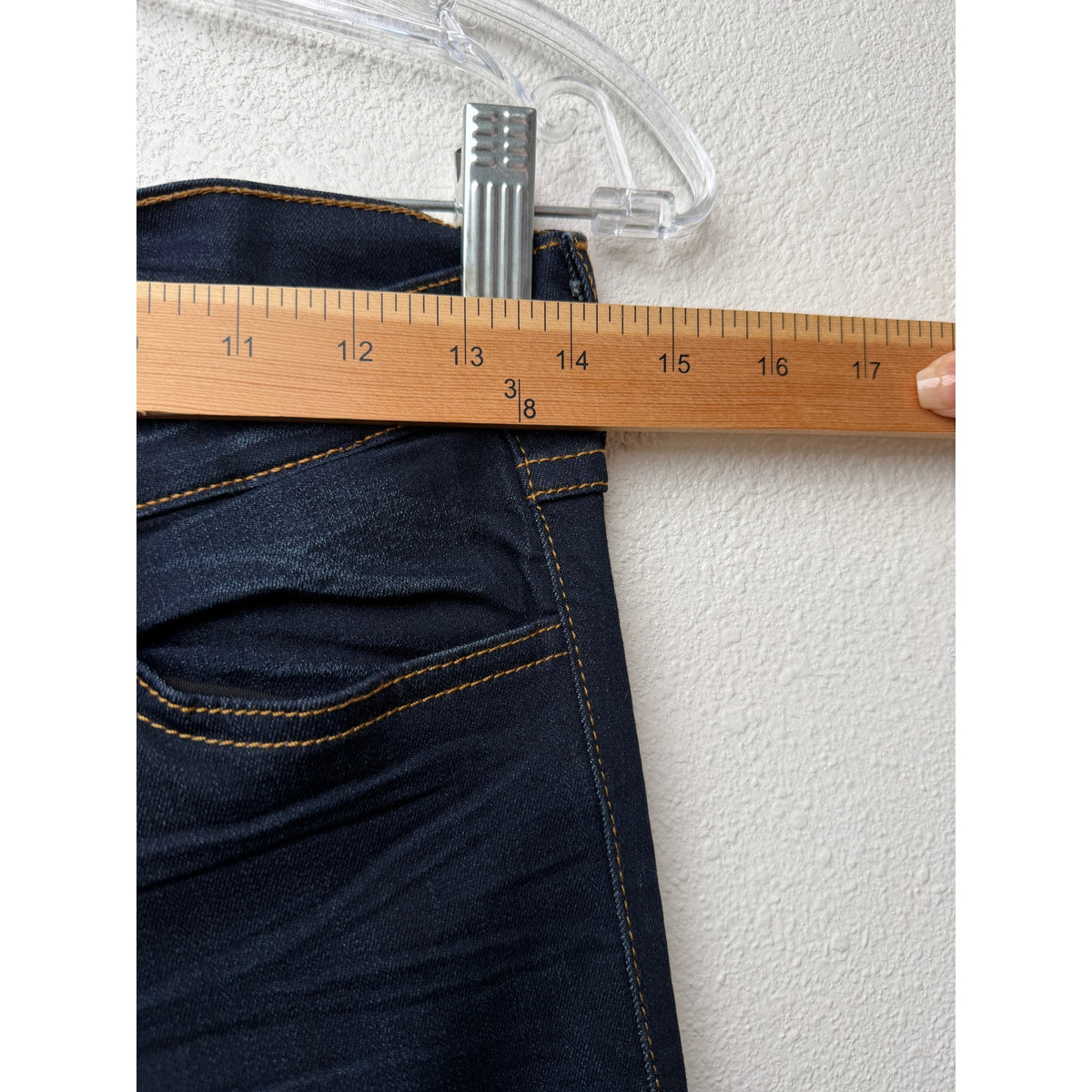 William B Dark Wash Low Rise Jeans Womens 26